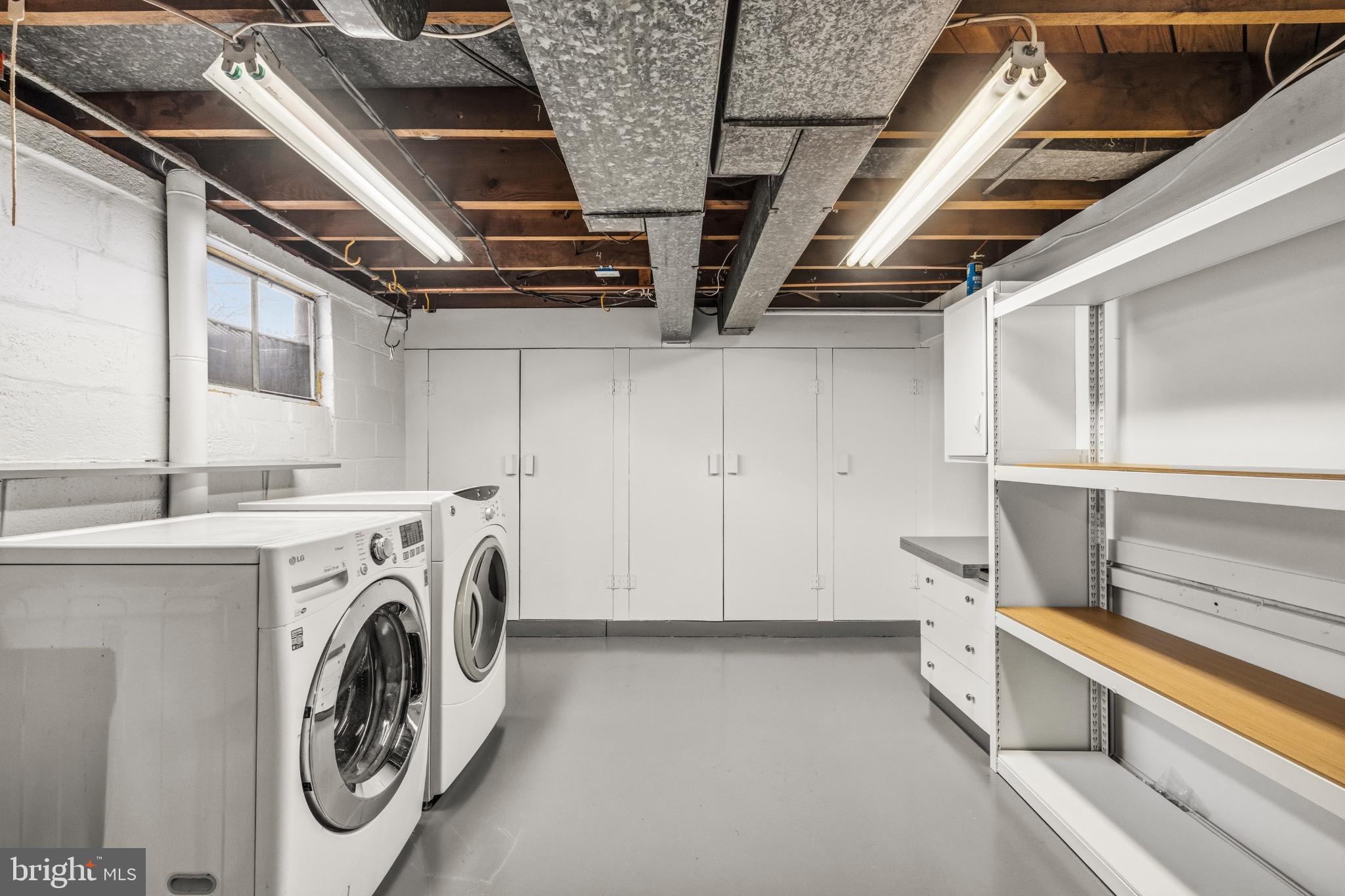 LEE MEADOWS - Residential