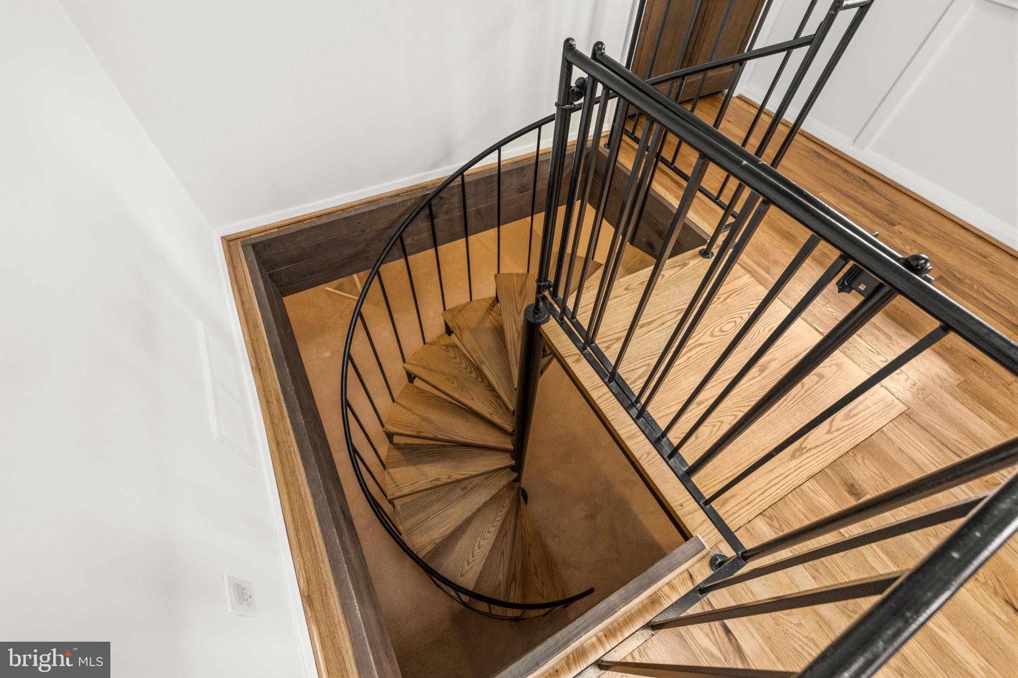 LEE MEADOWS - Residential