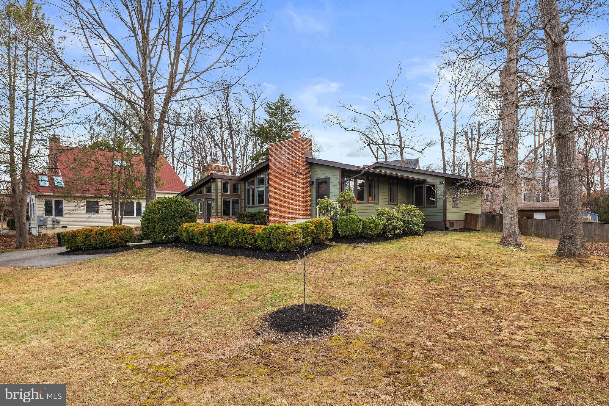 LEE MEADOWS - Residential