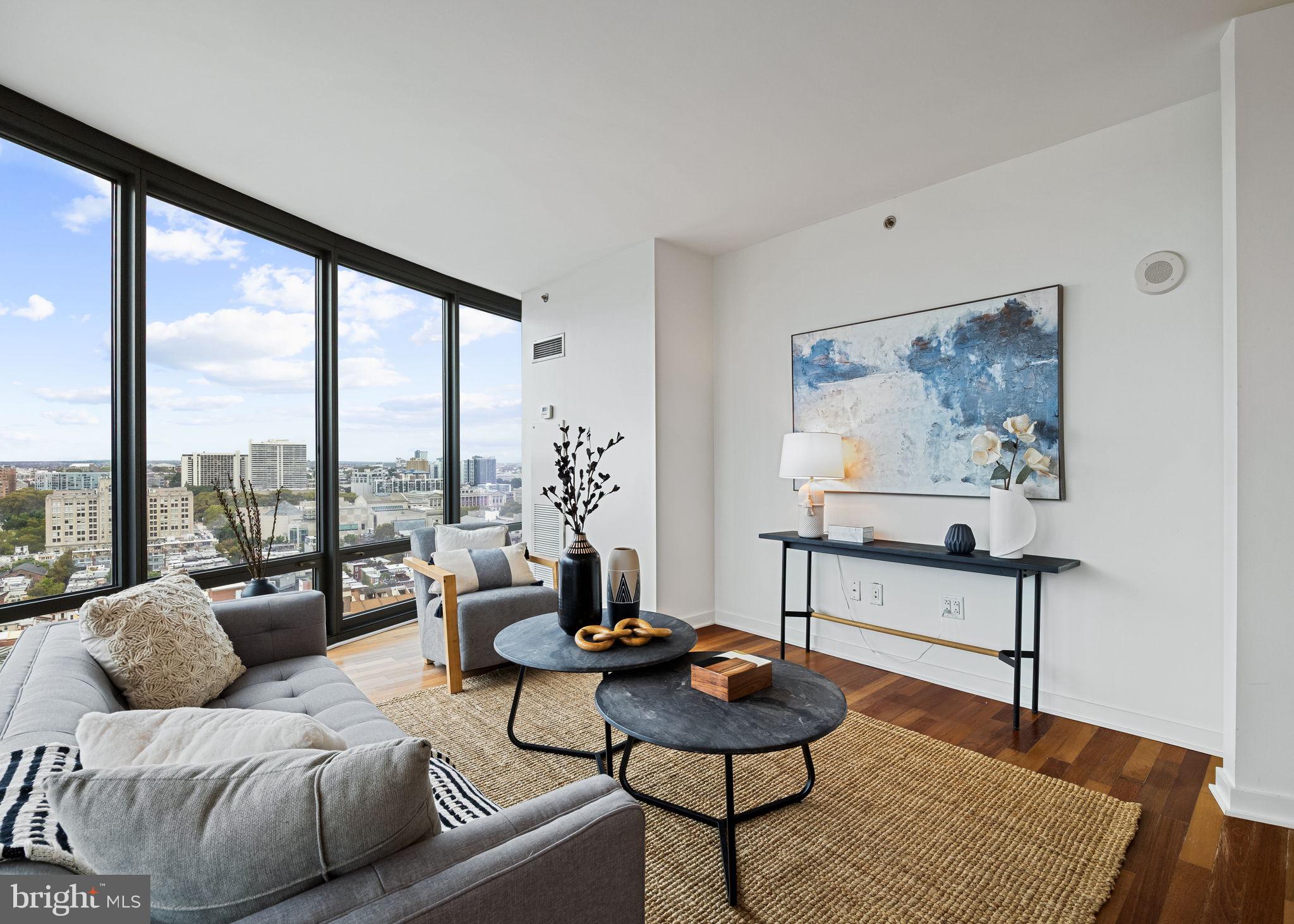 RITTENHOUSE SQUARE - Residential