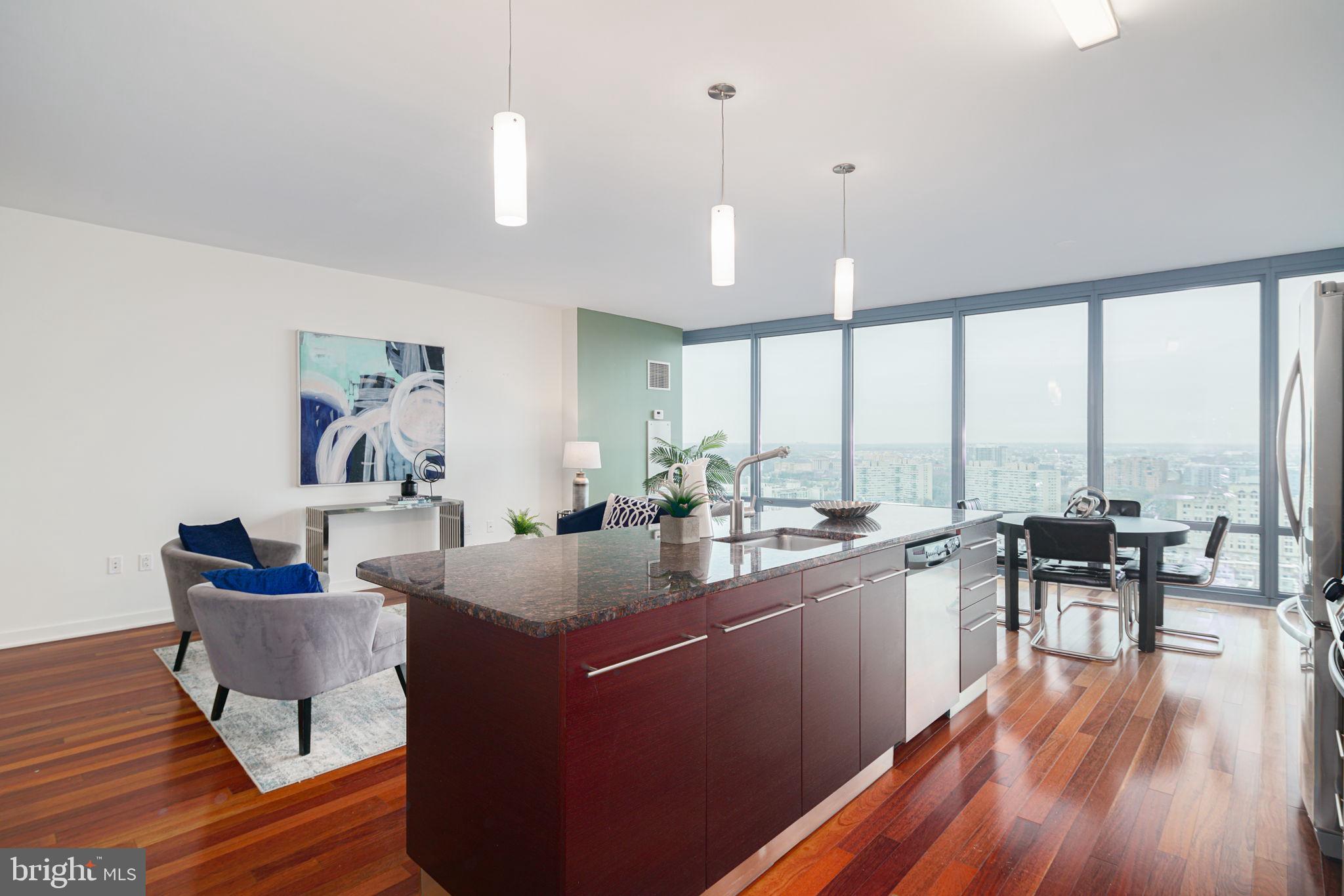 RITTENHOUSE SQUARE - Residential