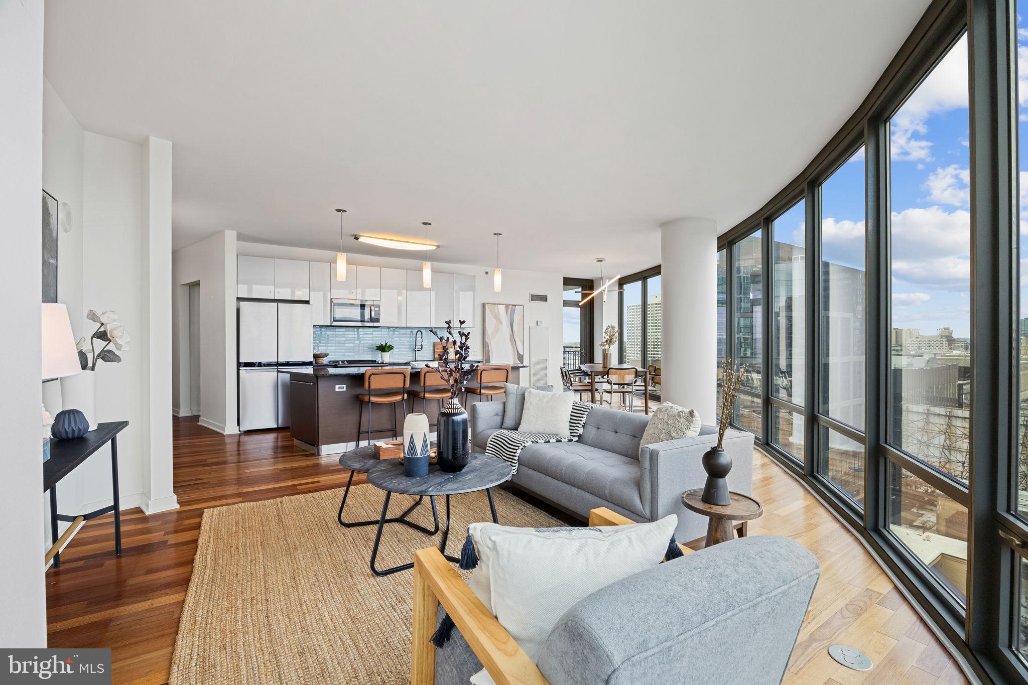 RITTENHOUSE SQUARE - Residential