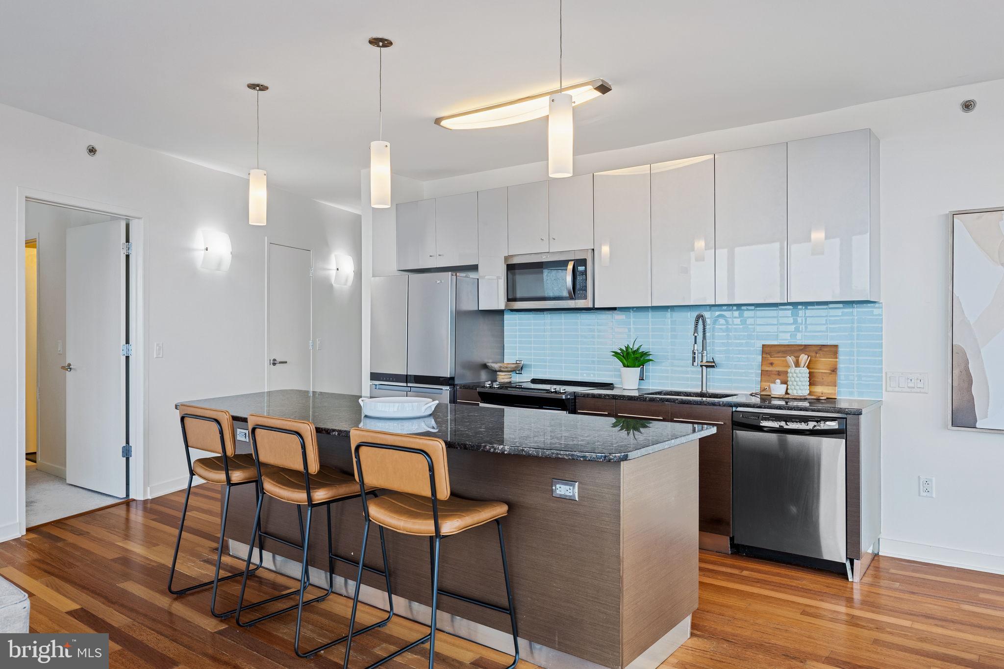 RITTENHOUSE SQUARE - Residential