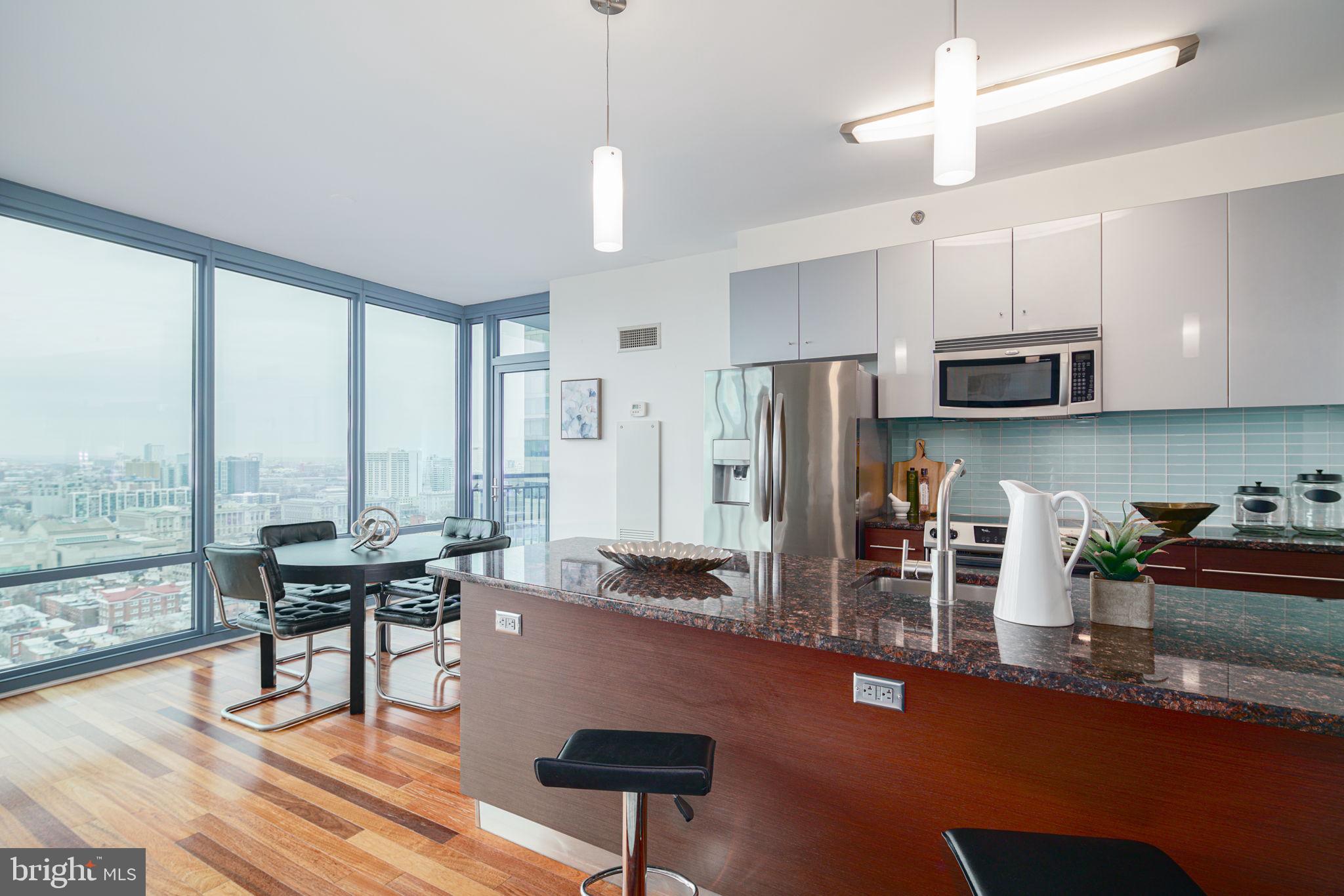 RITTENHOUSE SQUARE - Residential