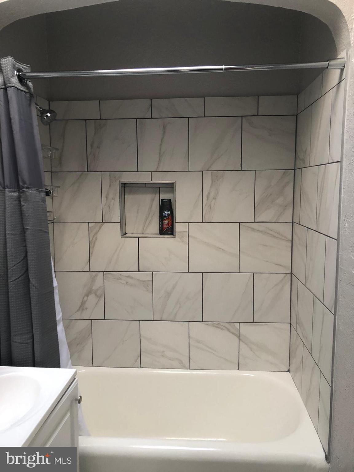 GOVANS - Residential Lease