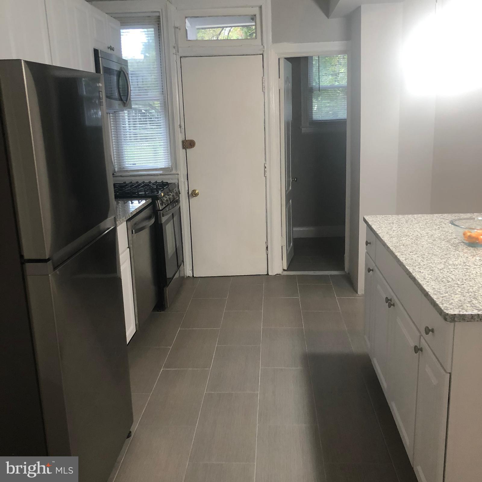 GOVANS - Residential Lease