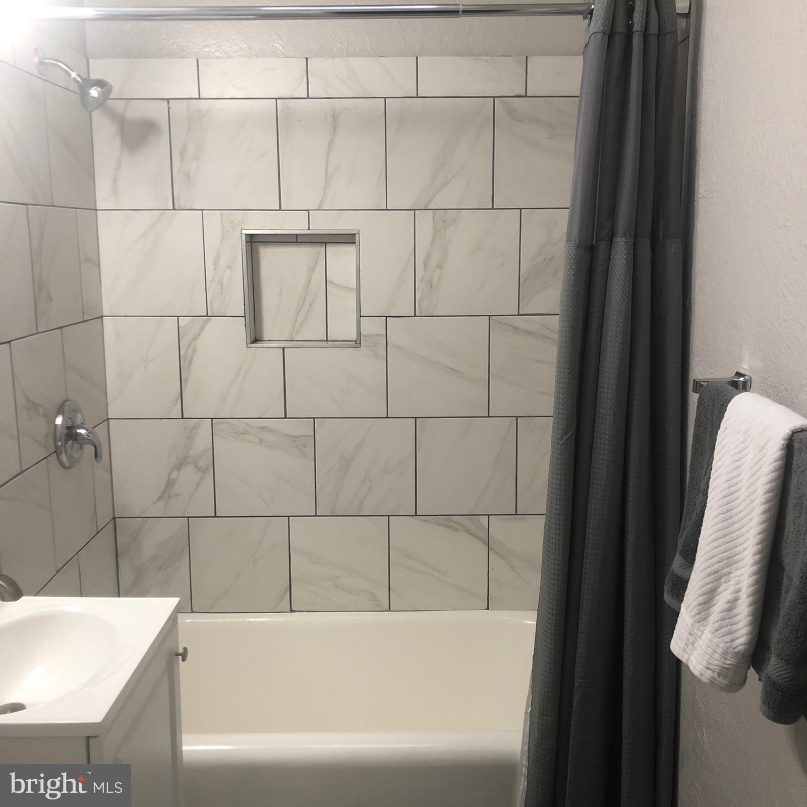 GOVANS - Residential Lease