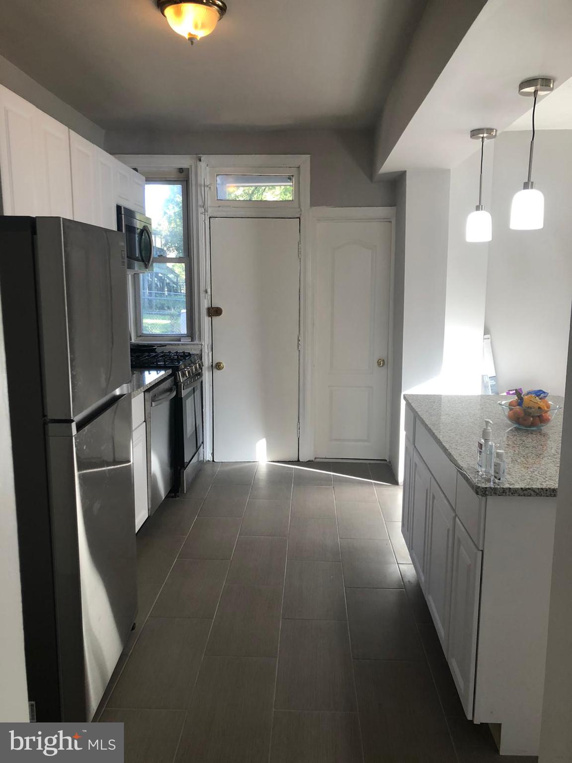 GOVANS - Residential Lease