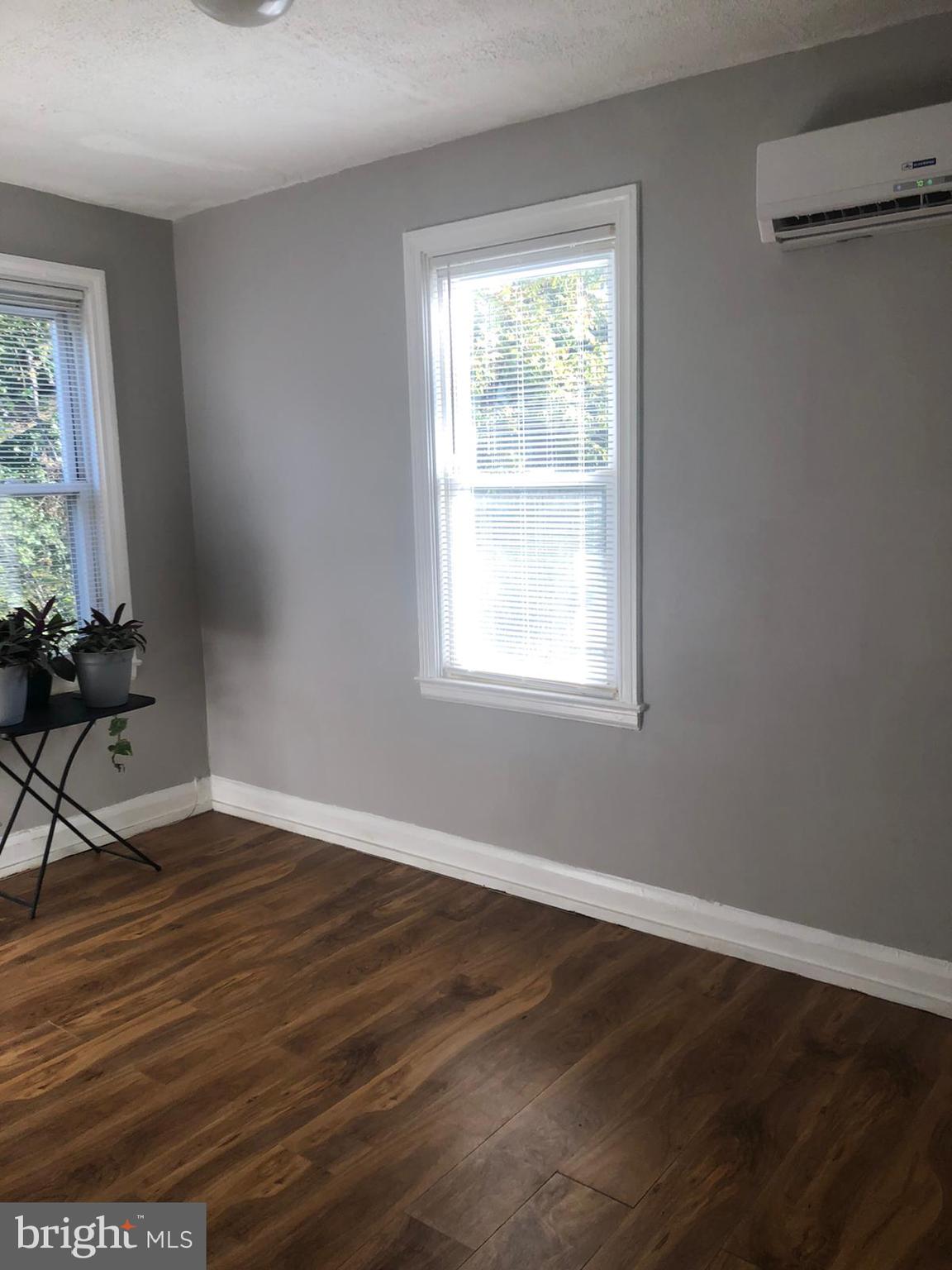 GOVANS - Residential Lease