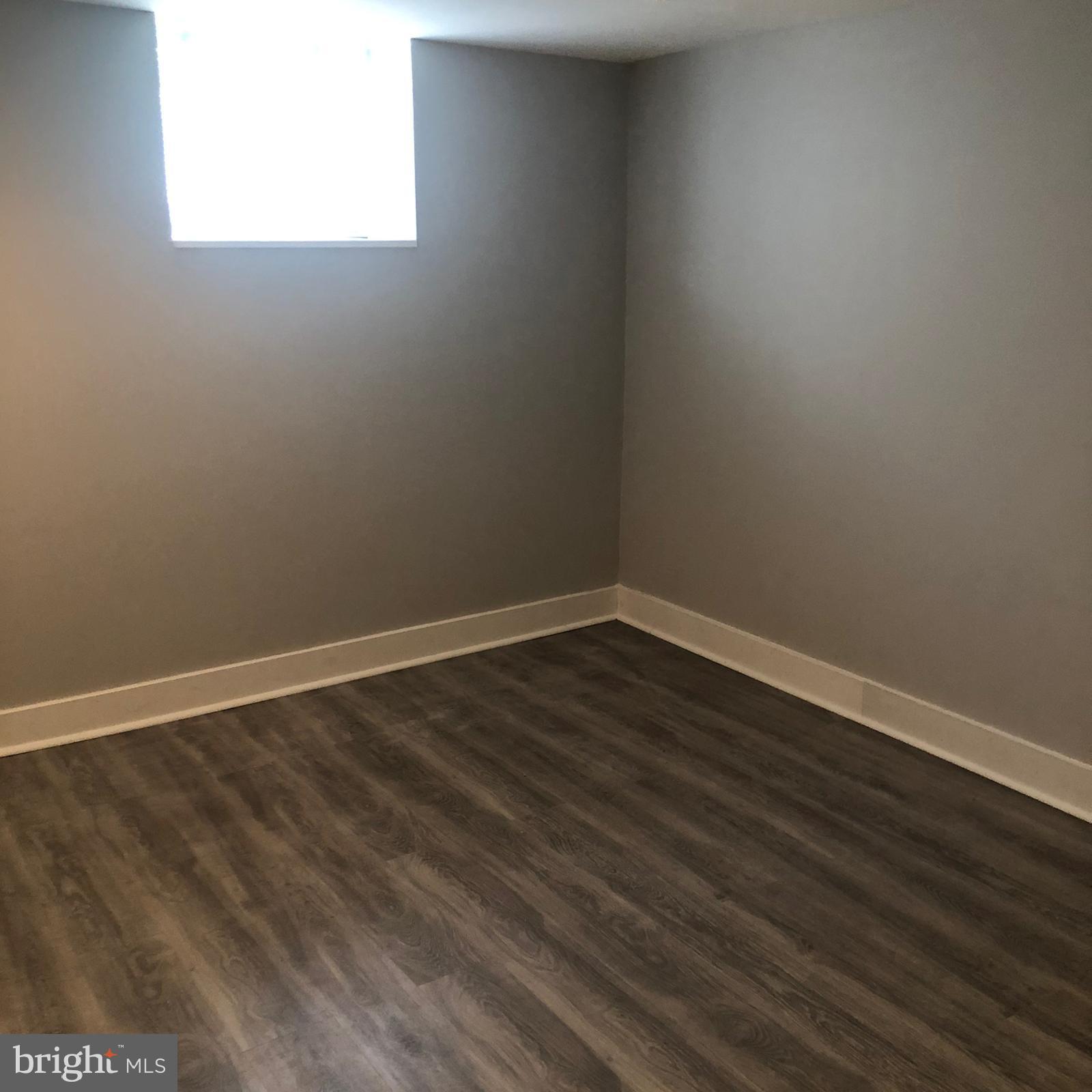 GOVANS - Residential Lease