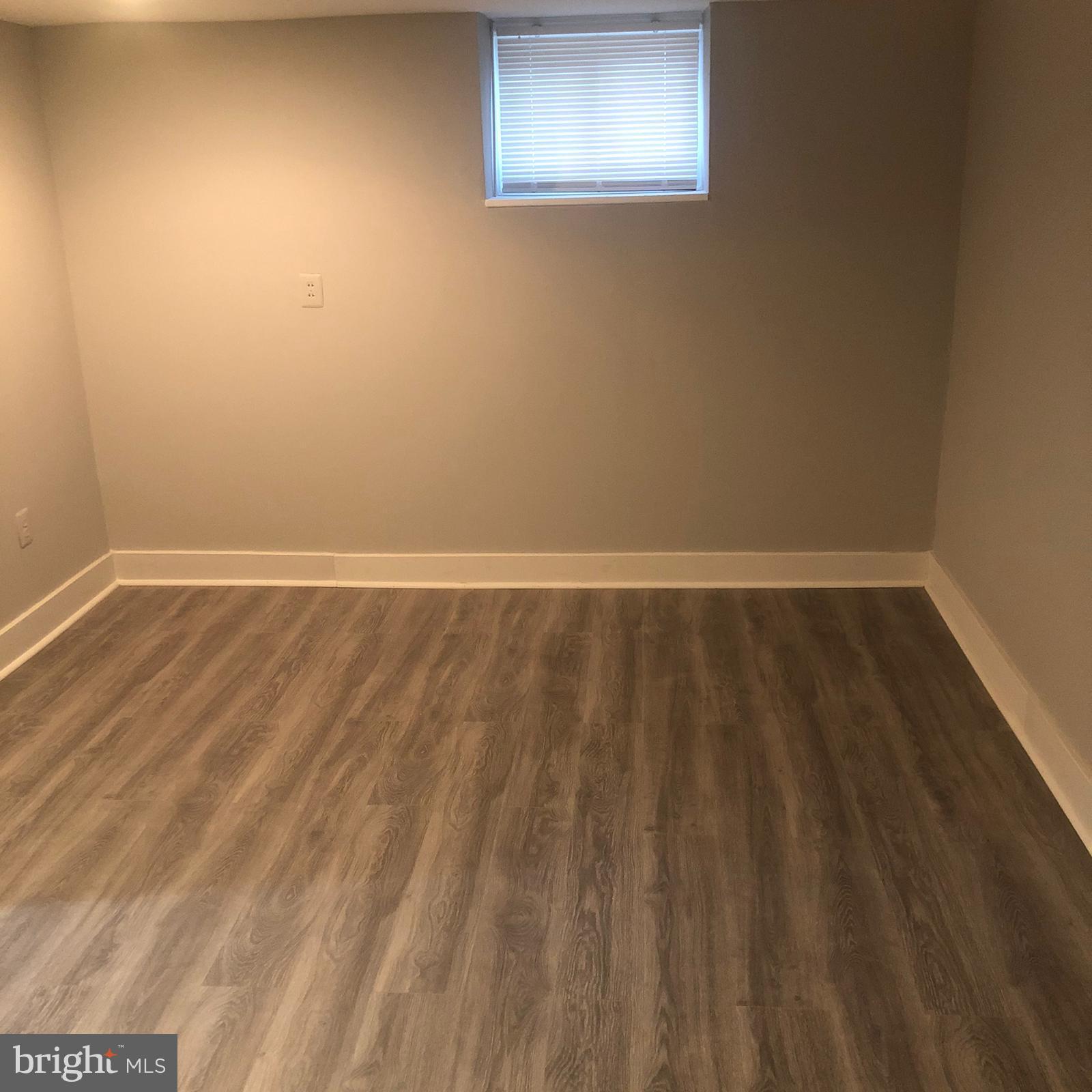 GOVANS - Residential Lease