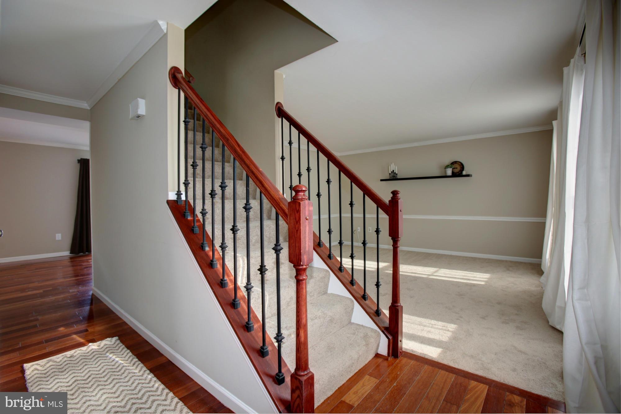 COUNTRY CLUB/LAKE MONTCLAIR - Residential