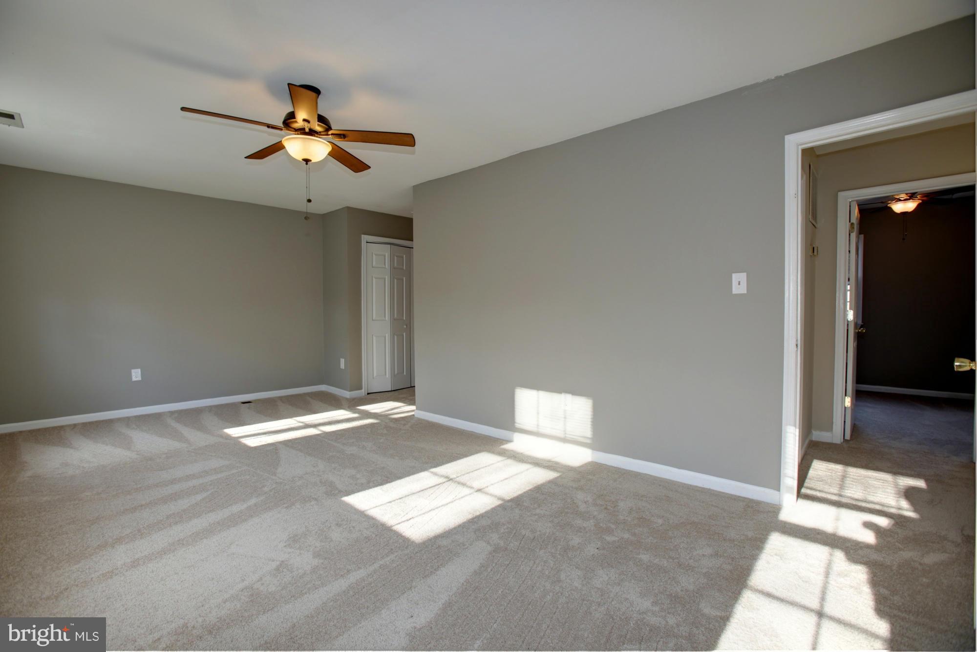 COUNTRY CLUB/LAKE MONTCLAIR - Residential