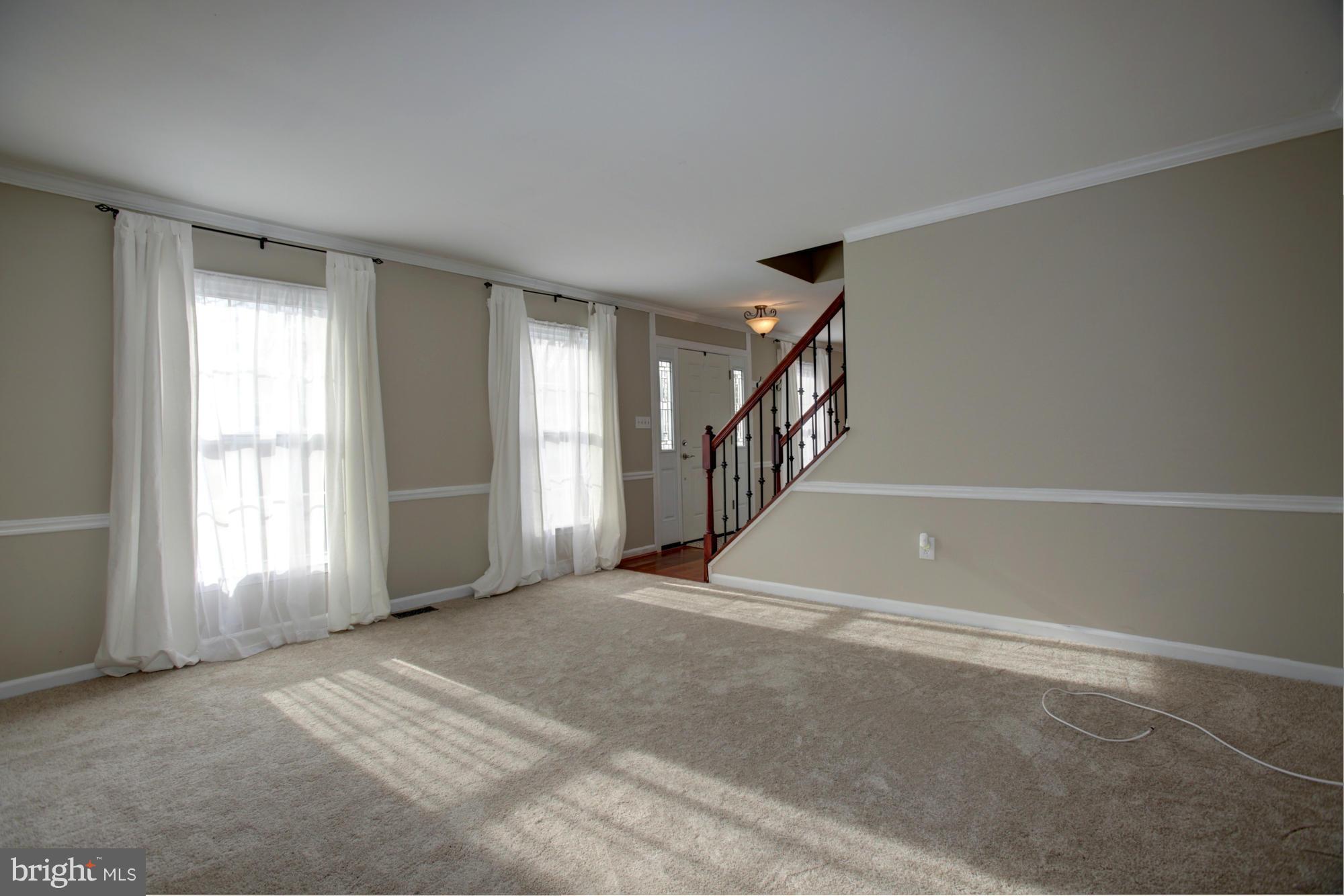 COUNTRY CLUB/LAKE MONTCLAIR - Residential