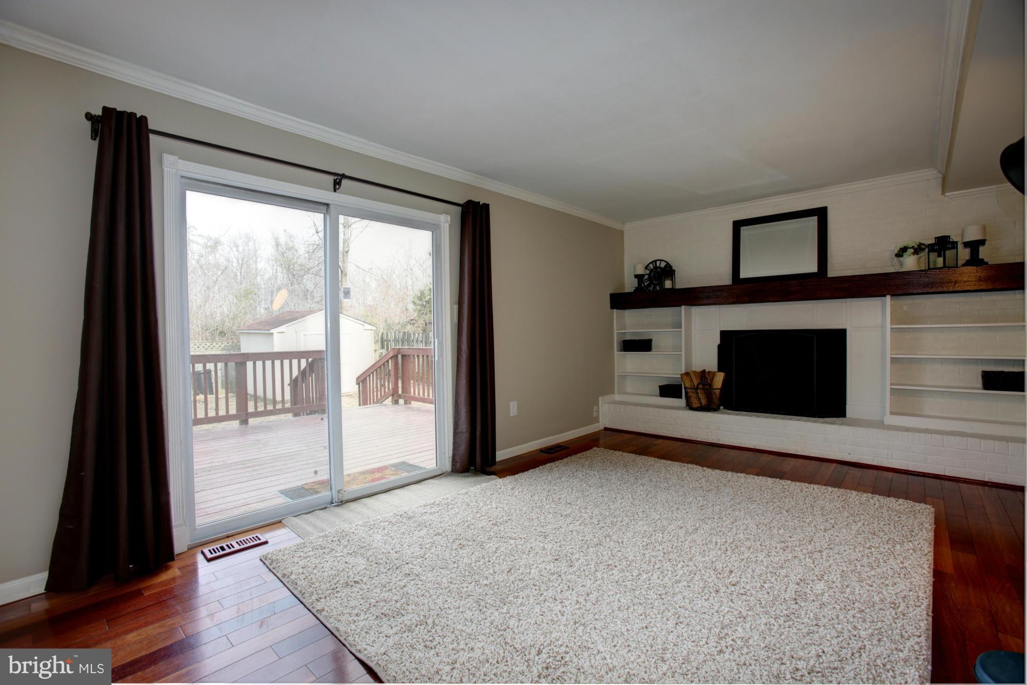 COUNTRY CLUB/LAKE MONTCLAIR - Residential