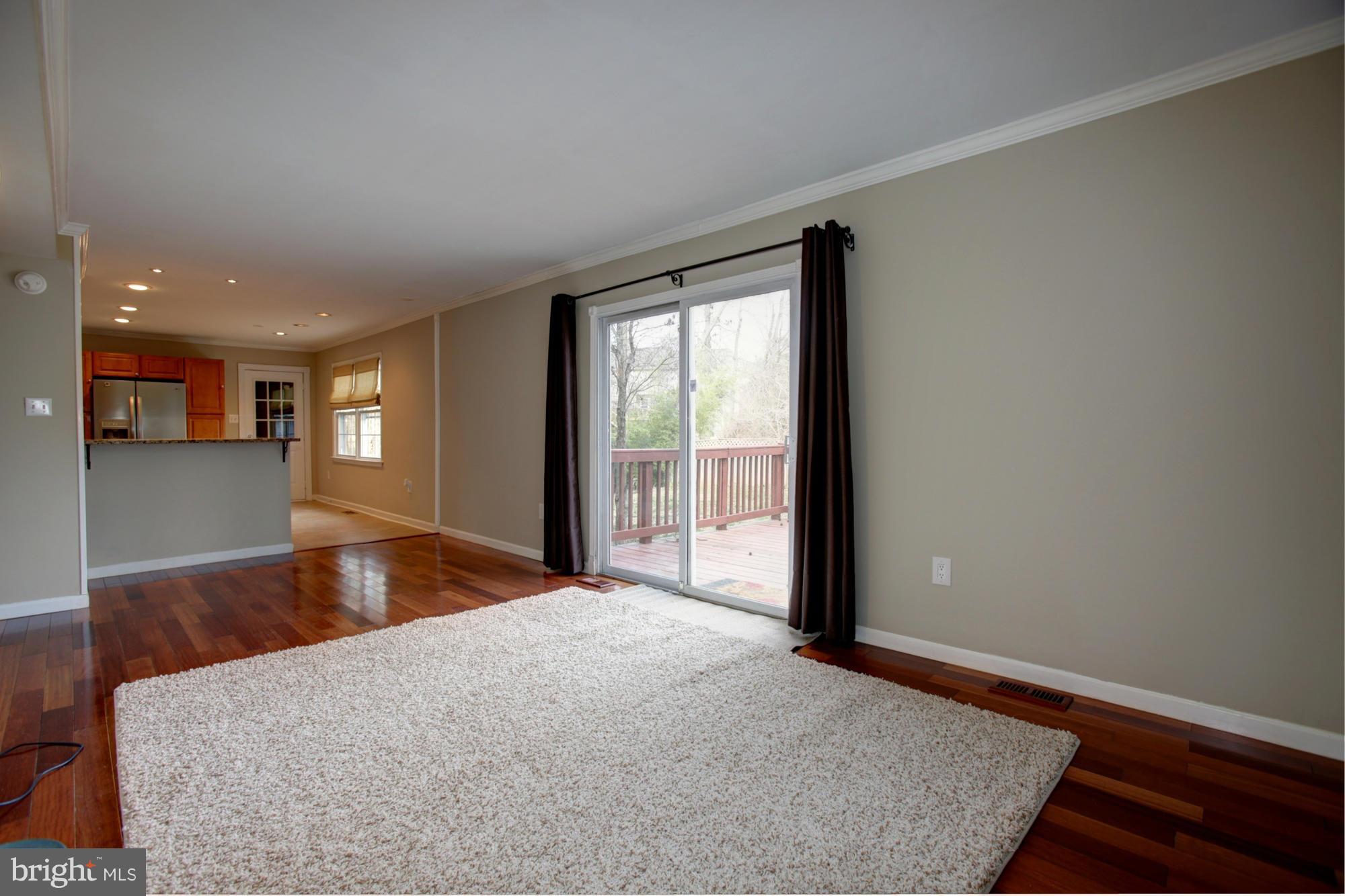 COUNTRY CLUB/LAKE MONTCLAIR - Residential