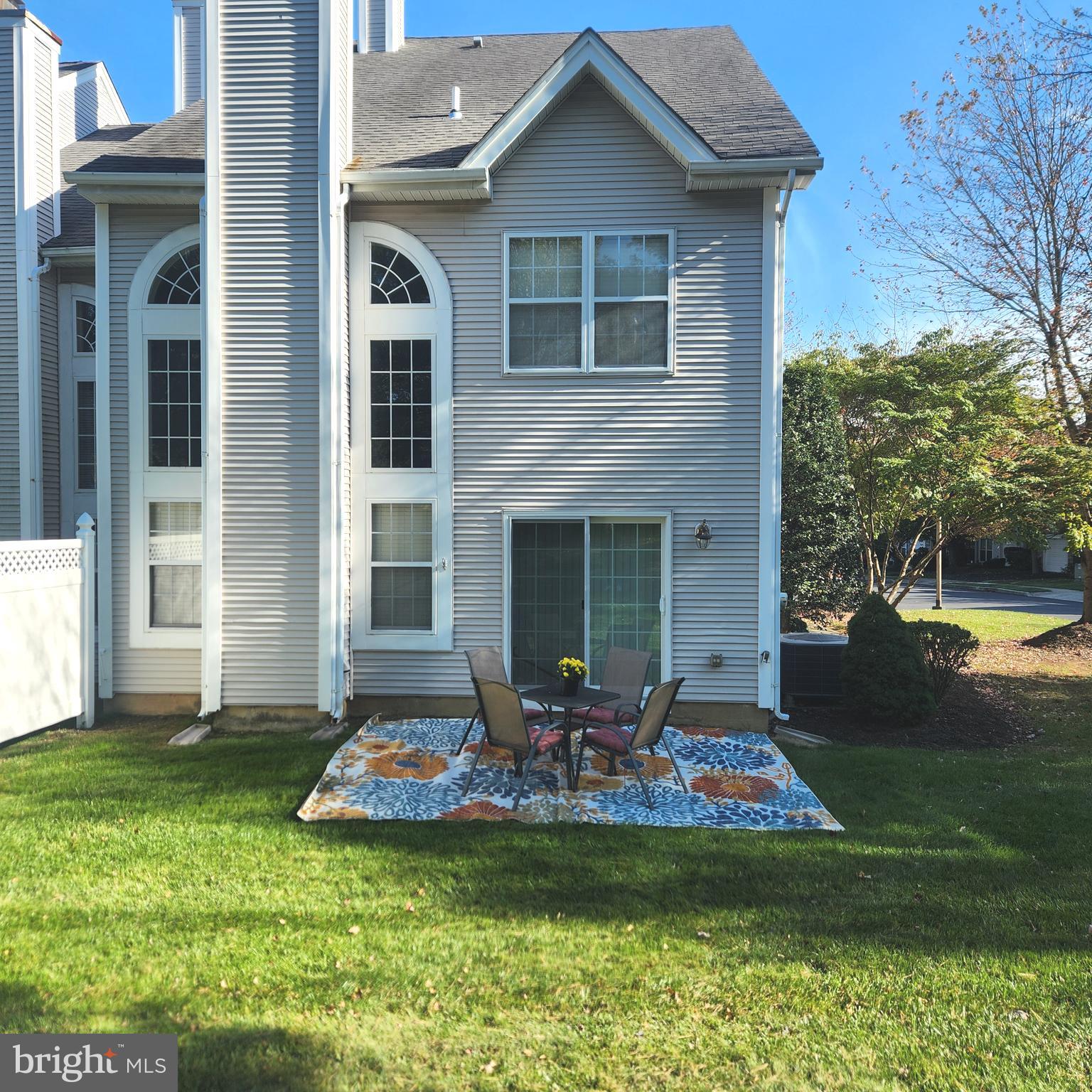 WINNERS CIRCLE - Residential