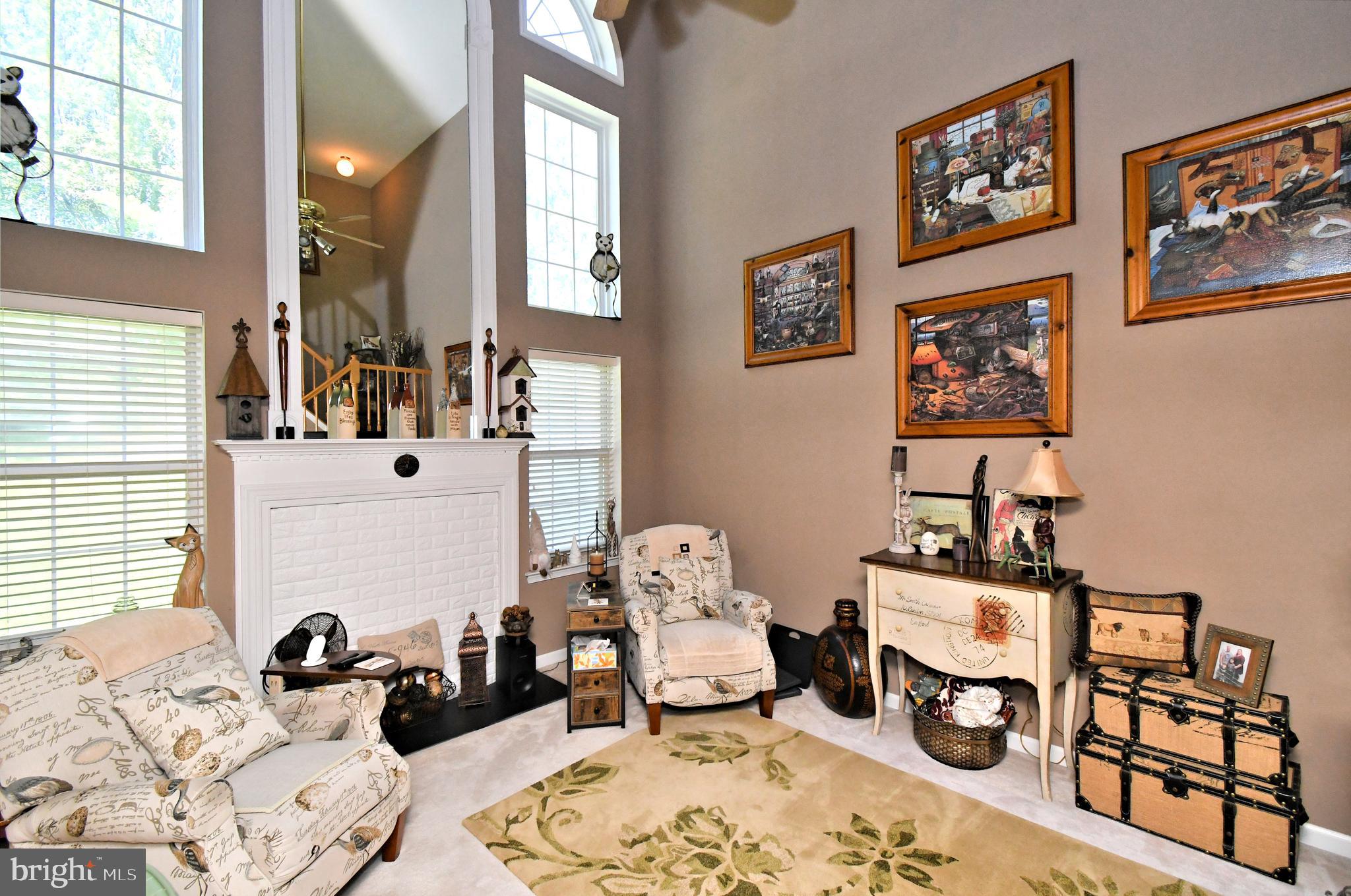 WINNERS CIRCLE - Residential