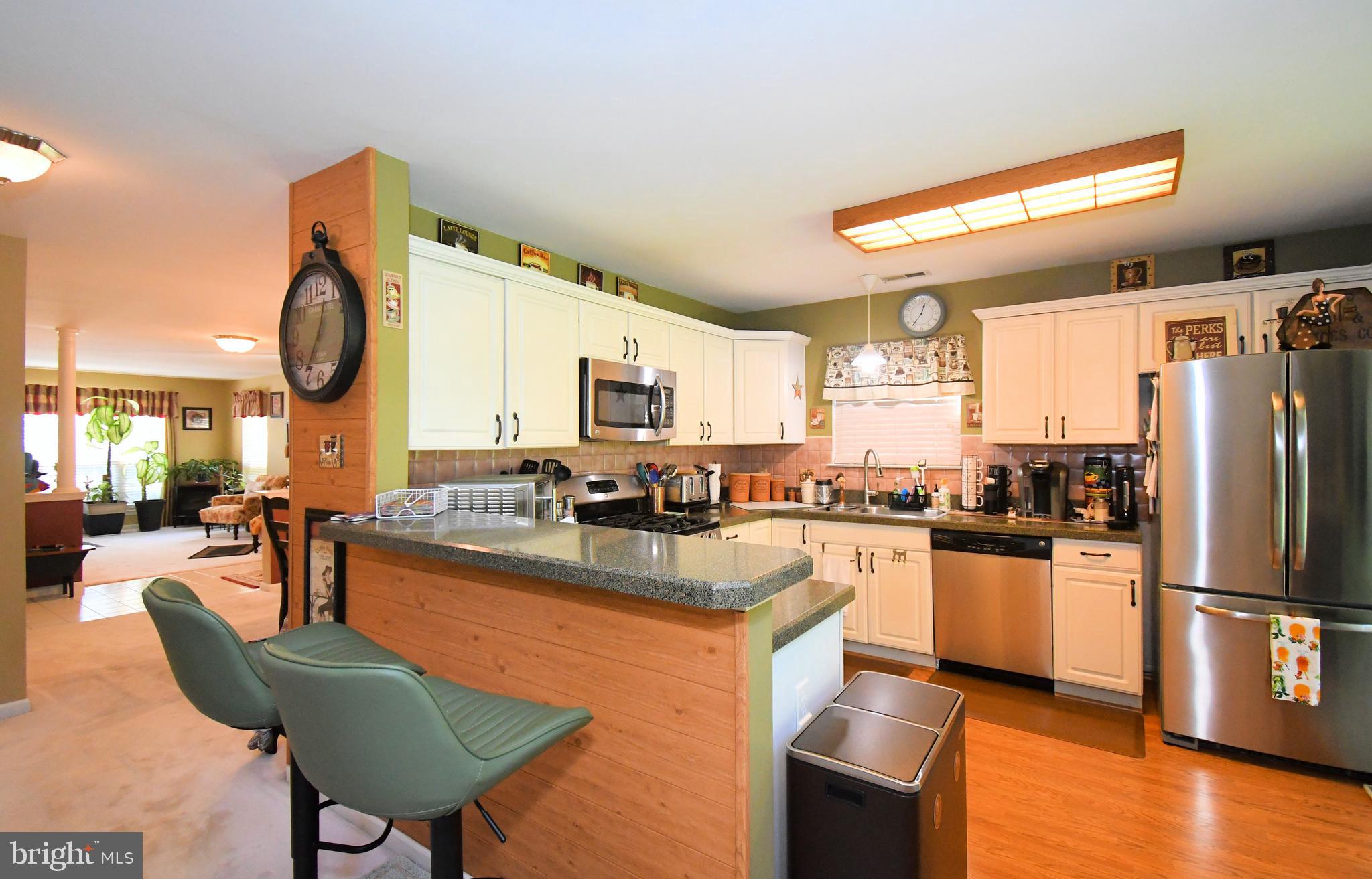 WINNERS CIRCLE - Residential