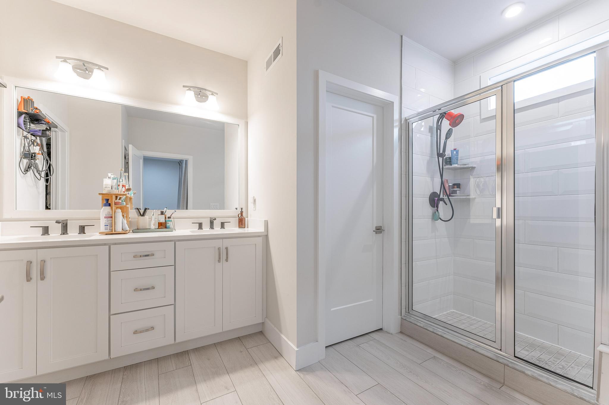 OVERLOOK AT TOWN CENTER - Residential