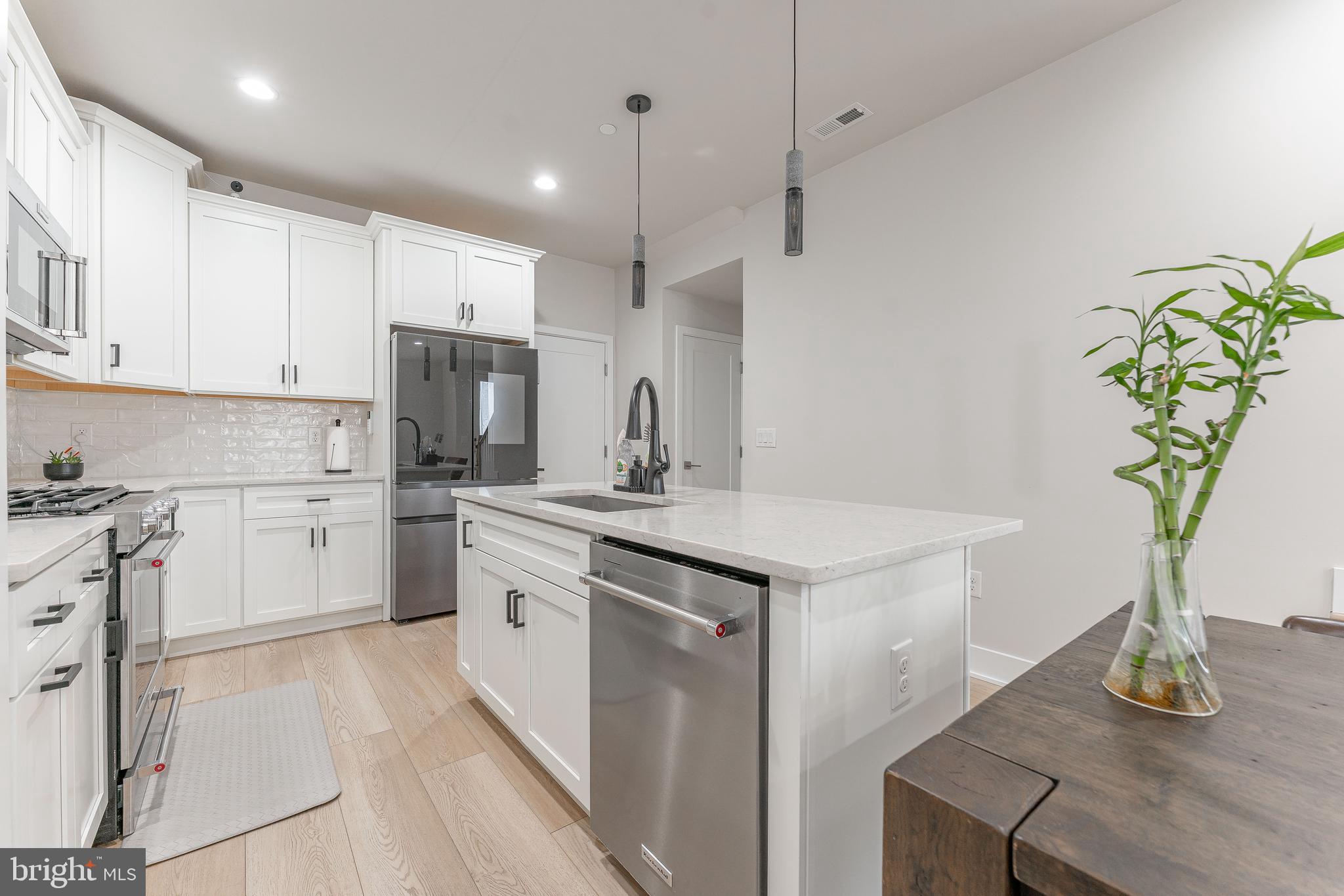 OVERLOOK AT TOWN CENTER - Residential