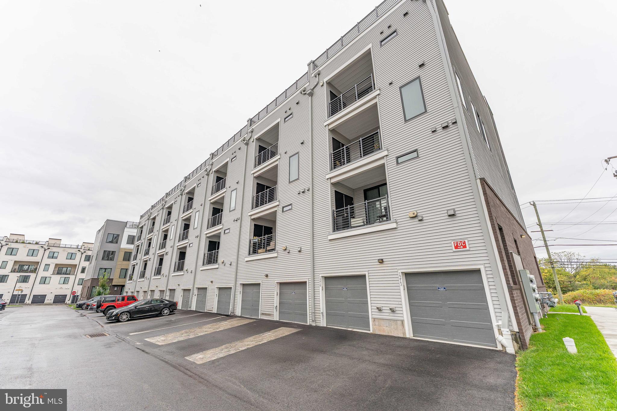 1211 REED ALLEY