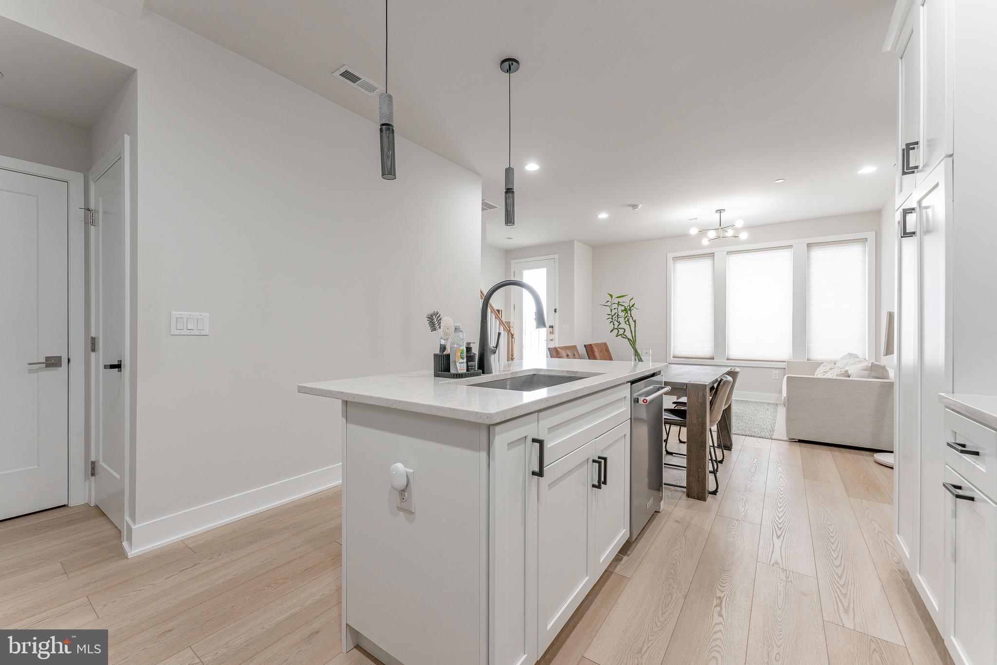 OVERLOOK AT TOWN CENTER - Residential