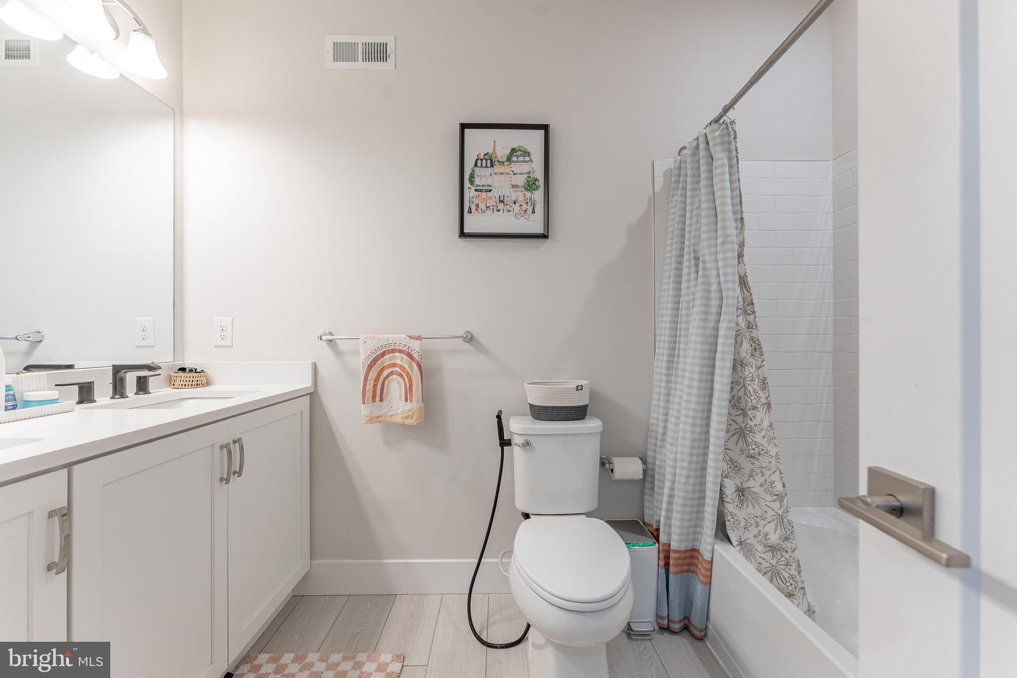 OVERLOOK AT TOWN CENTER - Residential