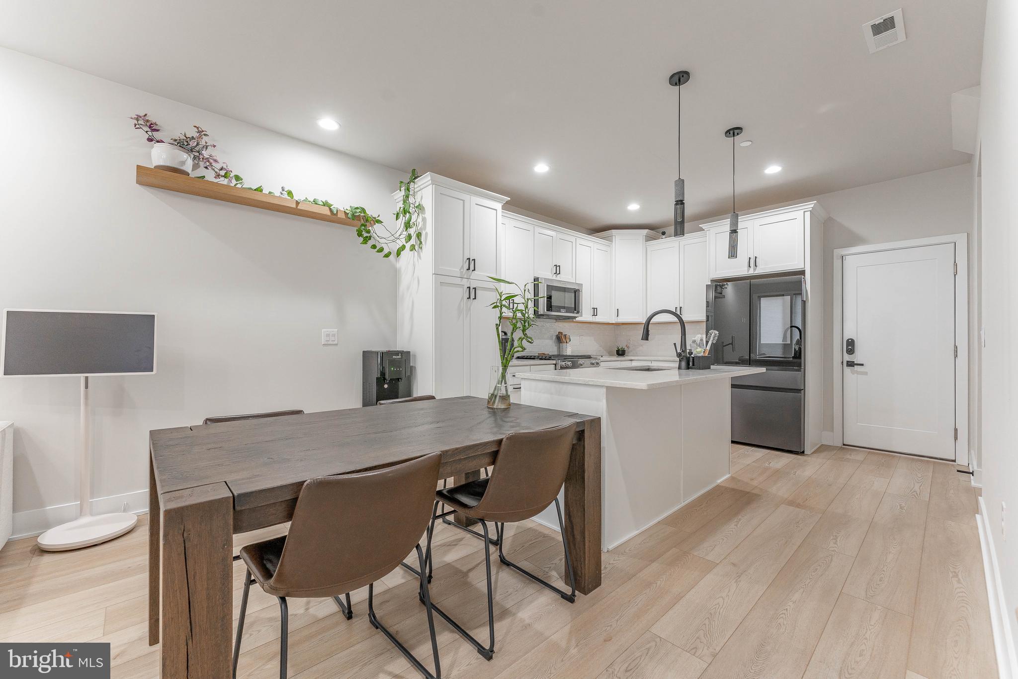 OVERLOOK AT TOWN CENTER - Residential