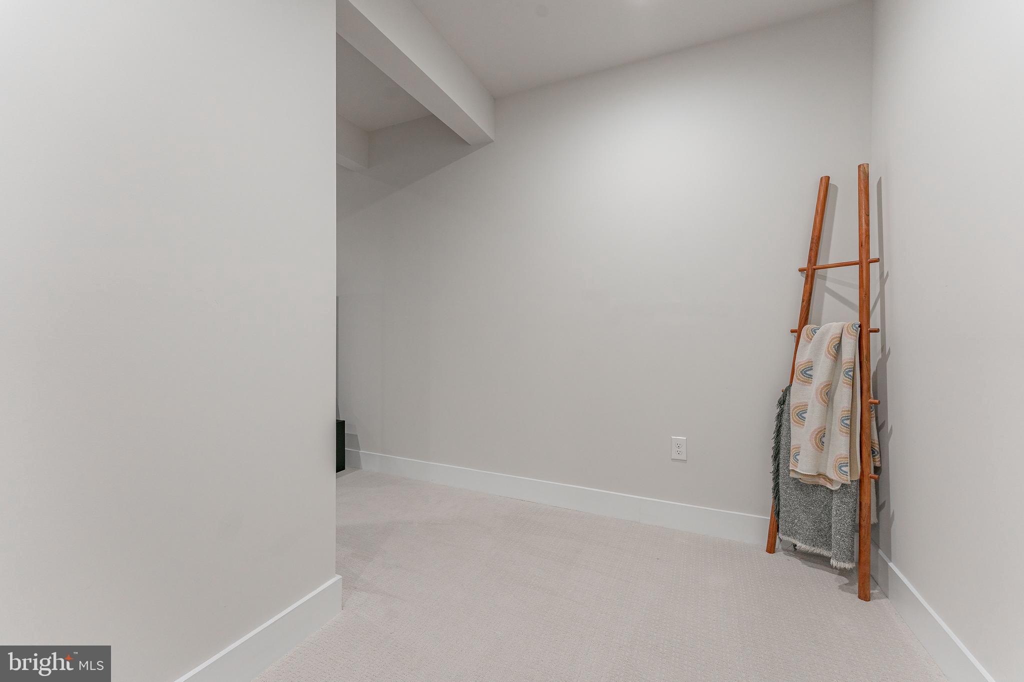 OVERLOOK AT TOWN CENTER - Residential