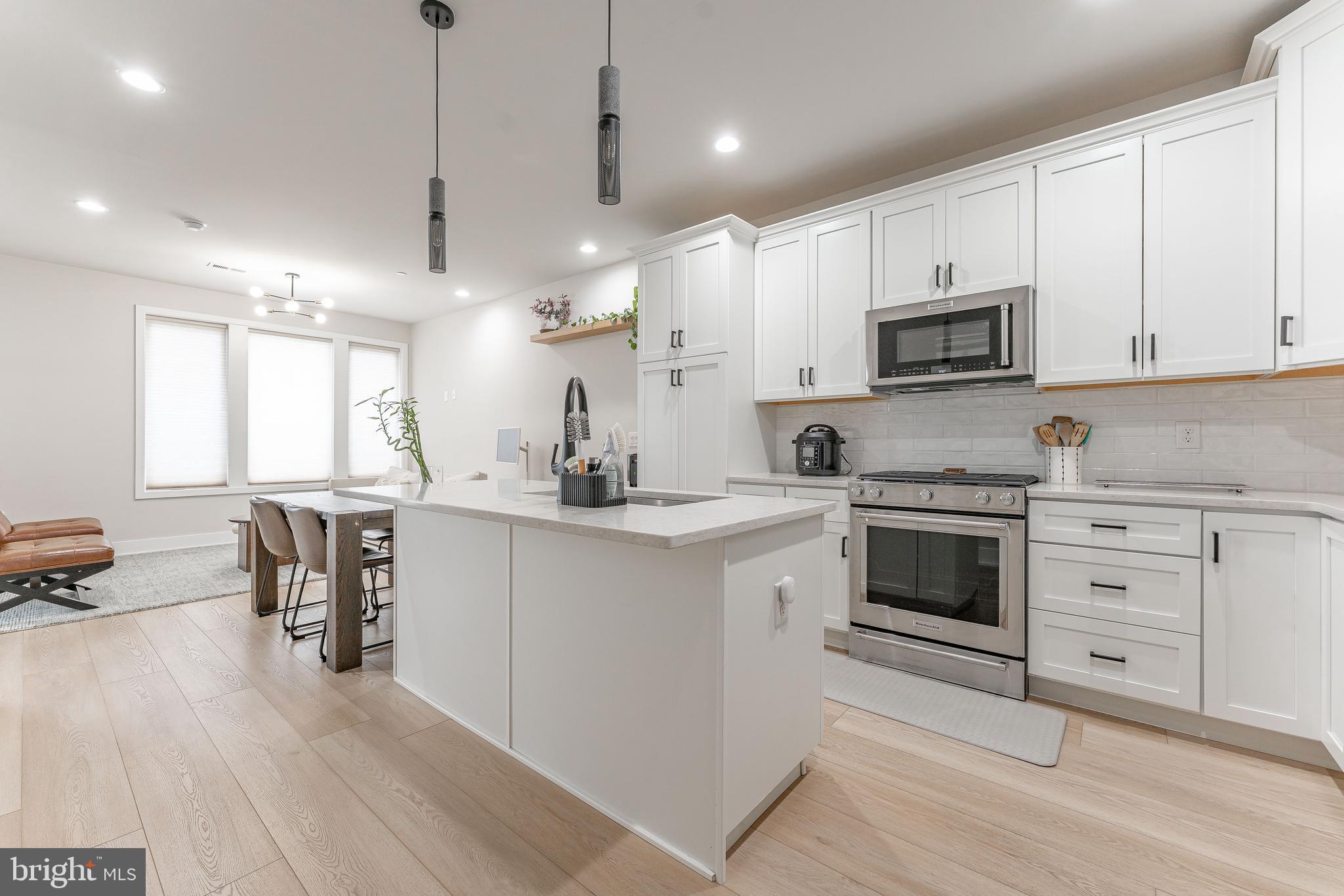 OVERLOOK AT TOWN CENTER - Residential