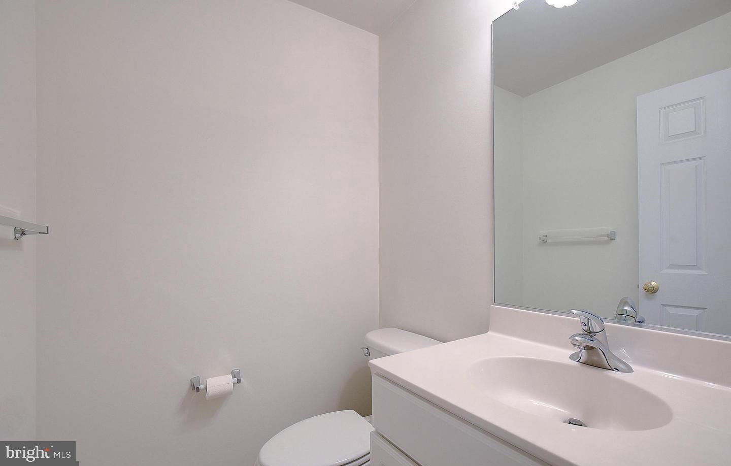 WHEATON HILLS - Residential Lease