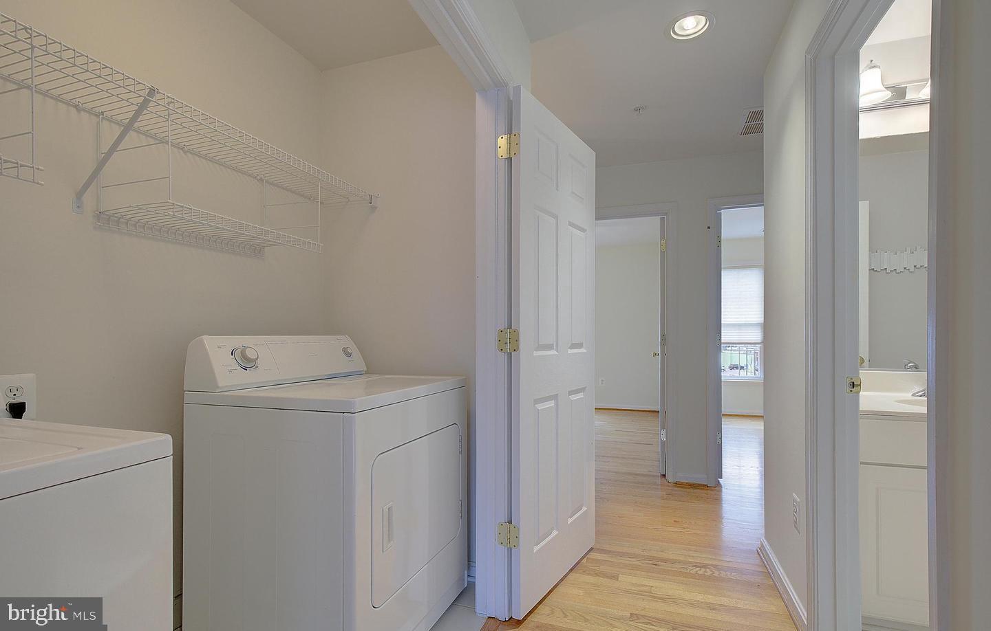 WHEATON HILLS - Residential Lease