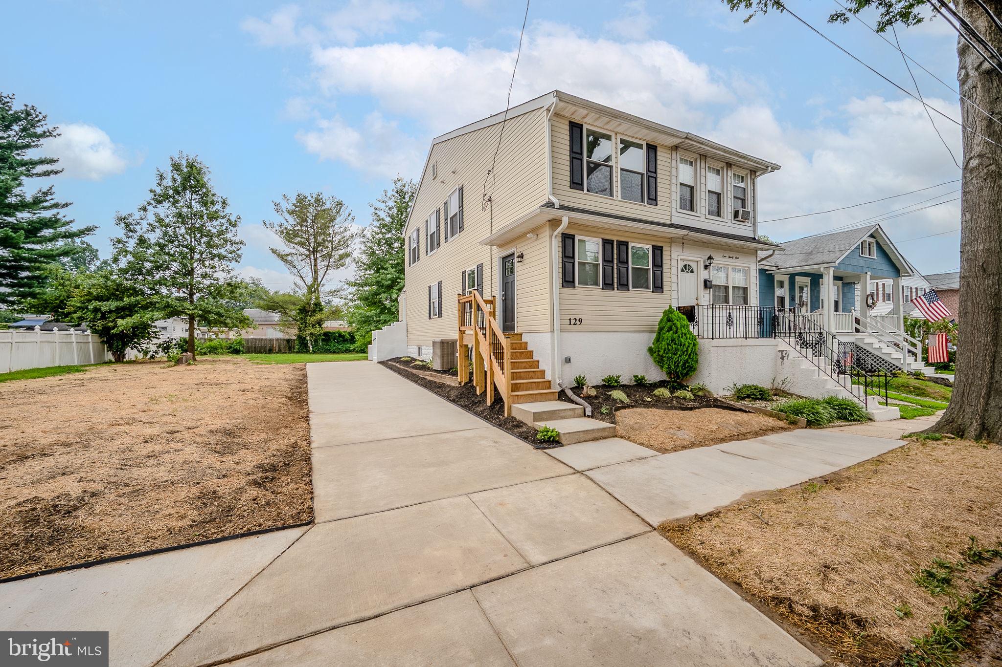Fully Renovated Twin with Bonus Lot in Woodlyn! This 3BR, 2BA home has been completely updated—new HVAC, plumbing, electric, siding, kitchen, baths, flooring, driveway, sidewalks & landscaping. Inside, enjoy an open layout with luxury vinyl flooring, a modern kitchen with stainless steel appliances, and two stylish full baths. The included neighboring lot offers endless possibilities—expand your yard, add parking, or build. Located on a quiet street in Ridley Township, you’re minutes to major routes (I-95, I-476), local parks, shopping, dining, and just a short drive to Center City or the airport. Move-in ready with all the big-ticket updates done—schedule your showing today!