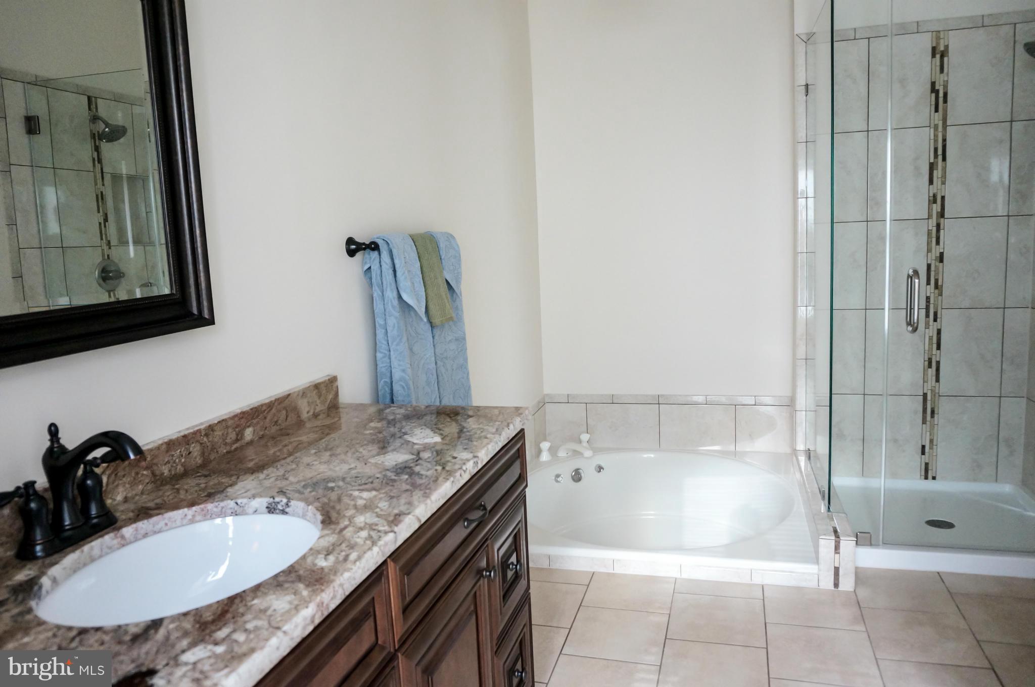 HERITAGE ESTATES - Residential