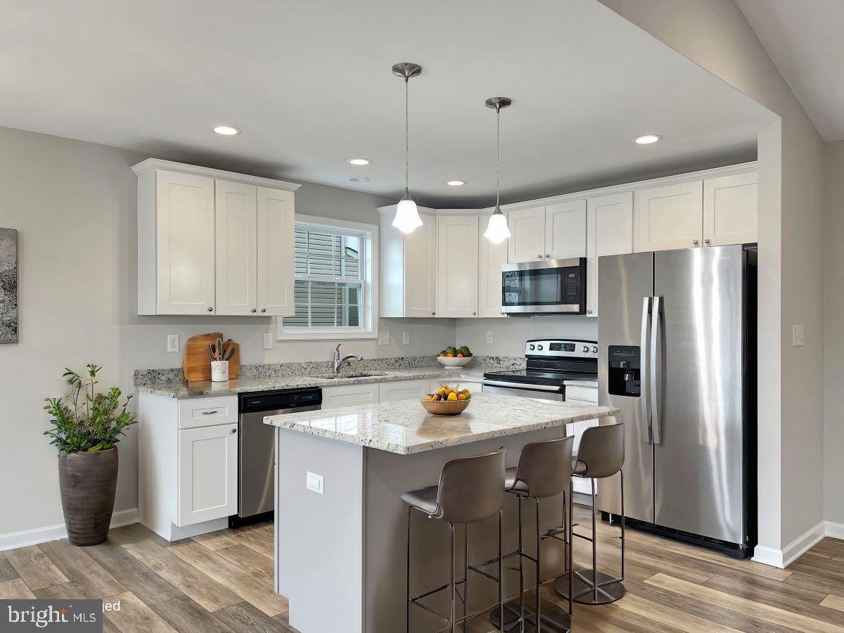 PRENTISS POINT - Residential