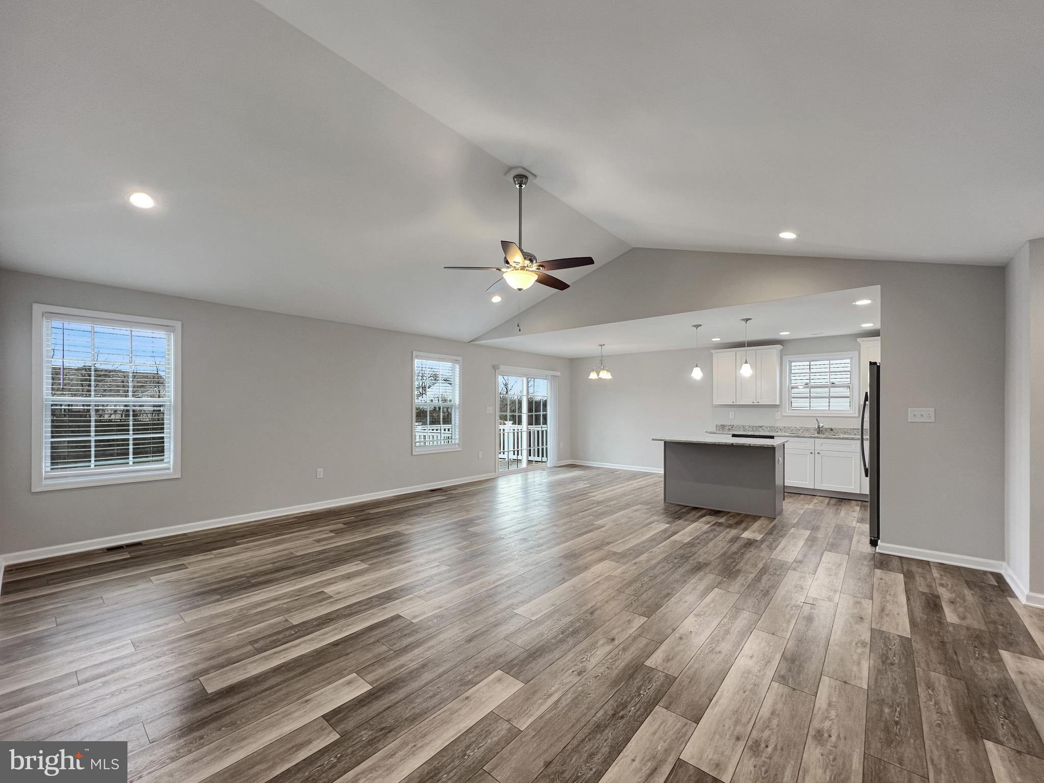 PRENTISS POINT - Residential