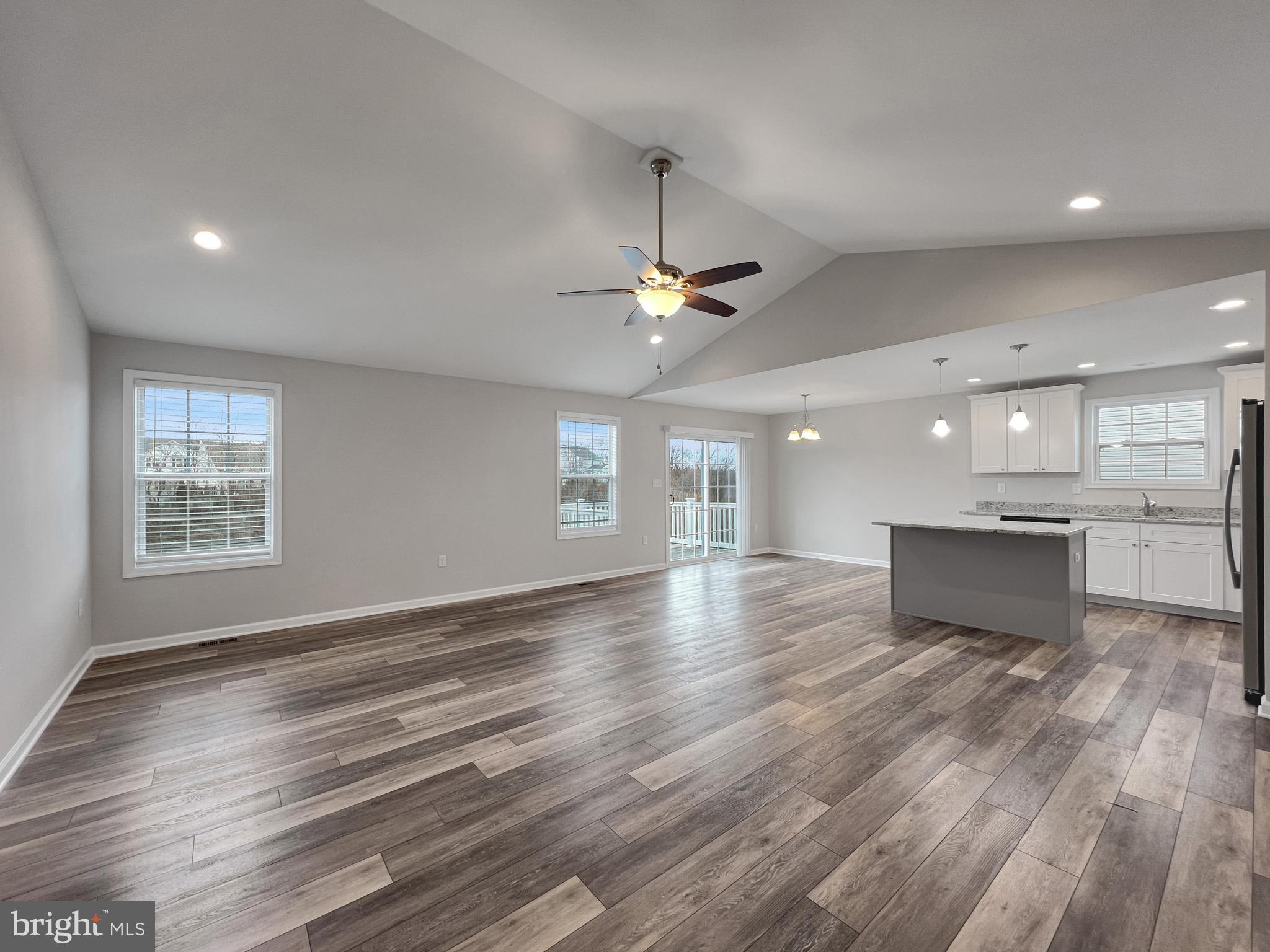 PRENTISS POINT - Residential