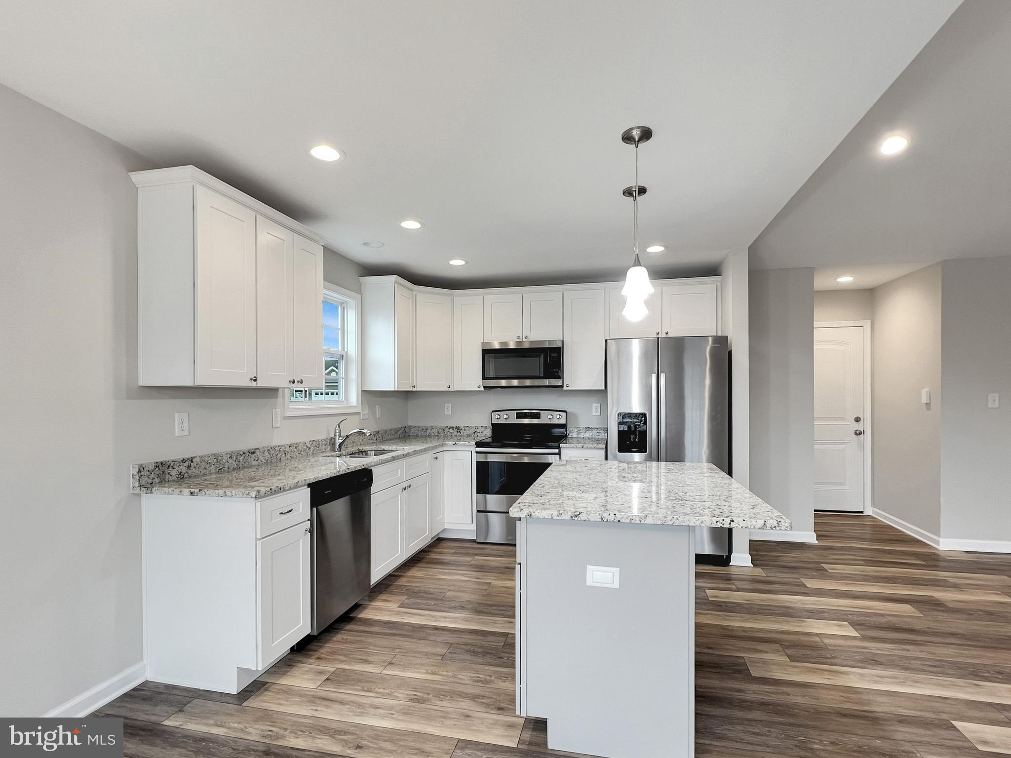 PRENTISS POINT - Residential