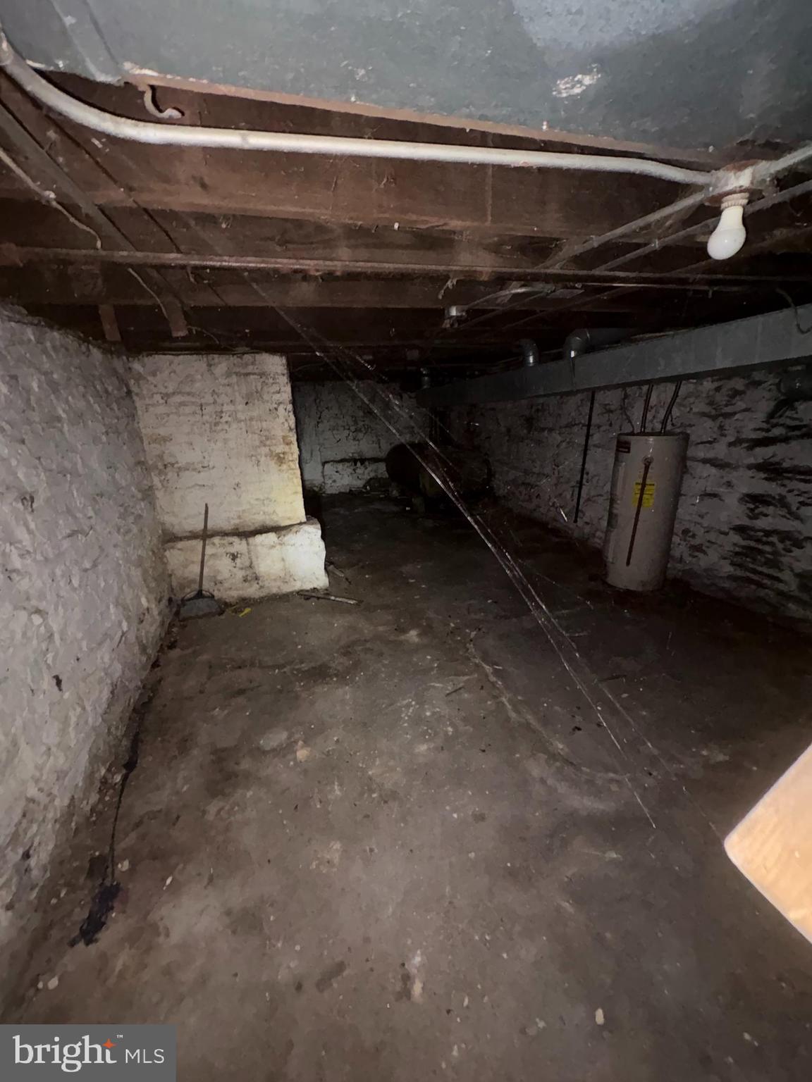 MONDAWMIN - Residential