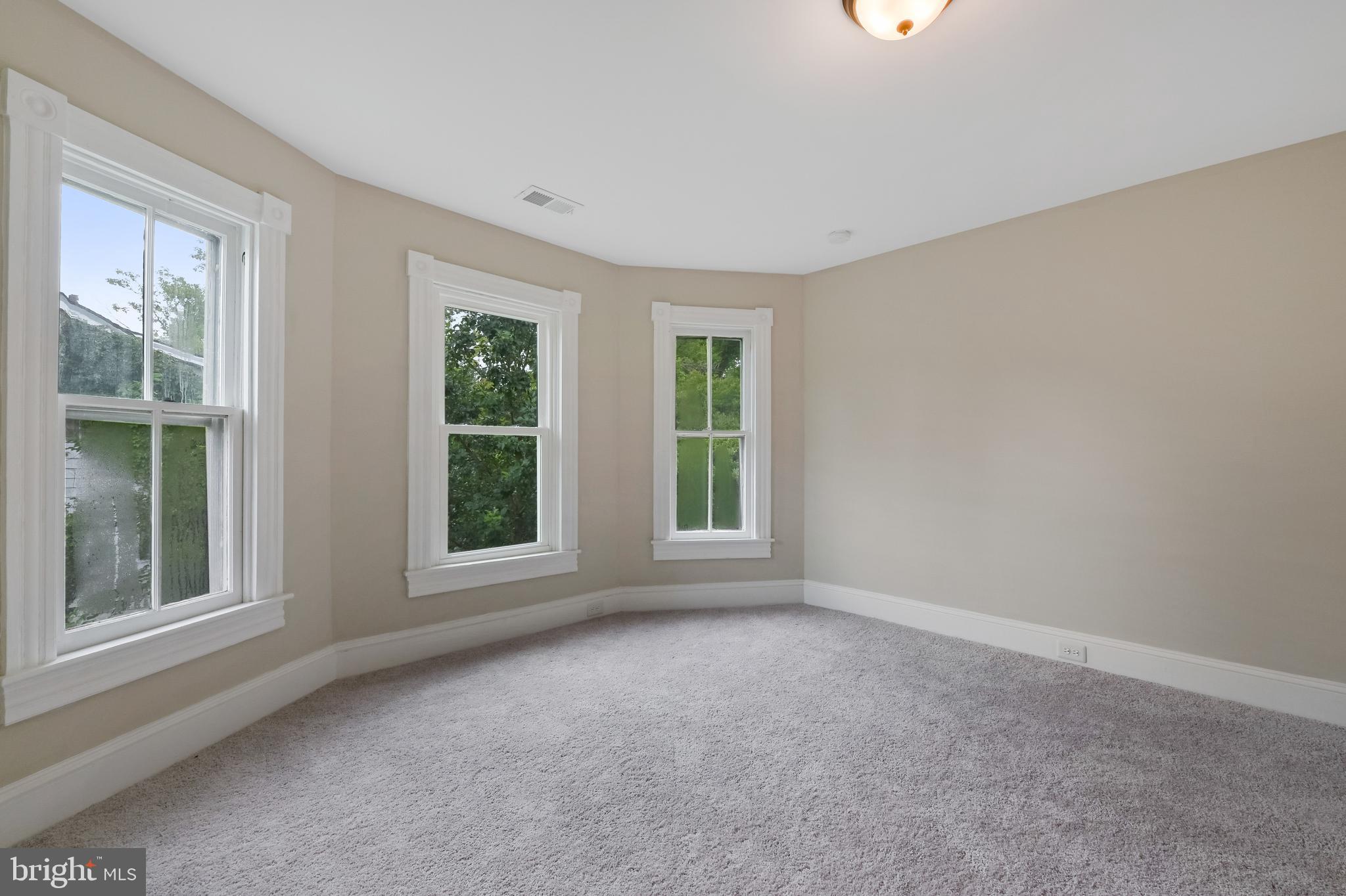 CAMBRIDGE - Residential