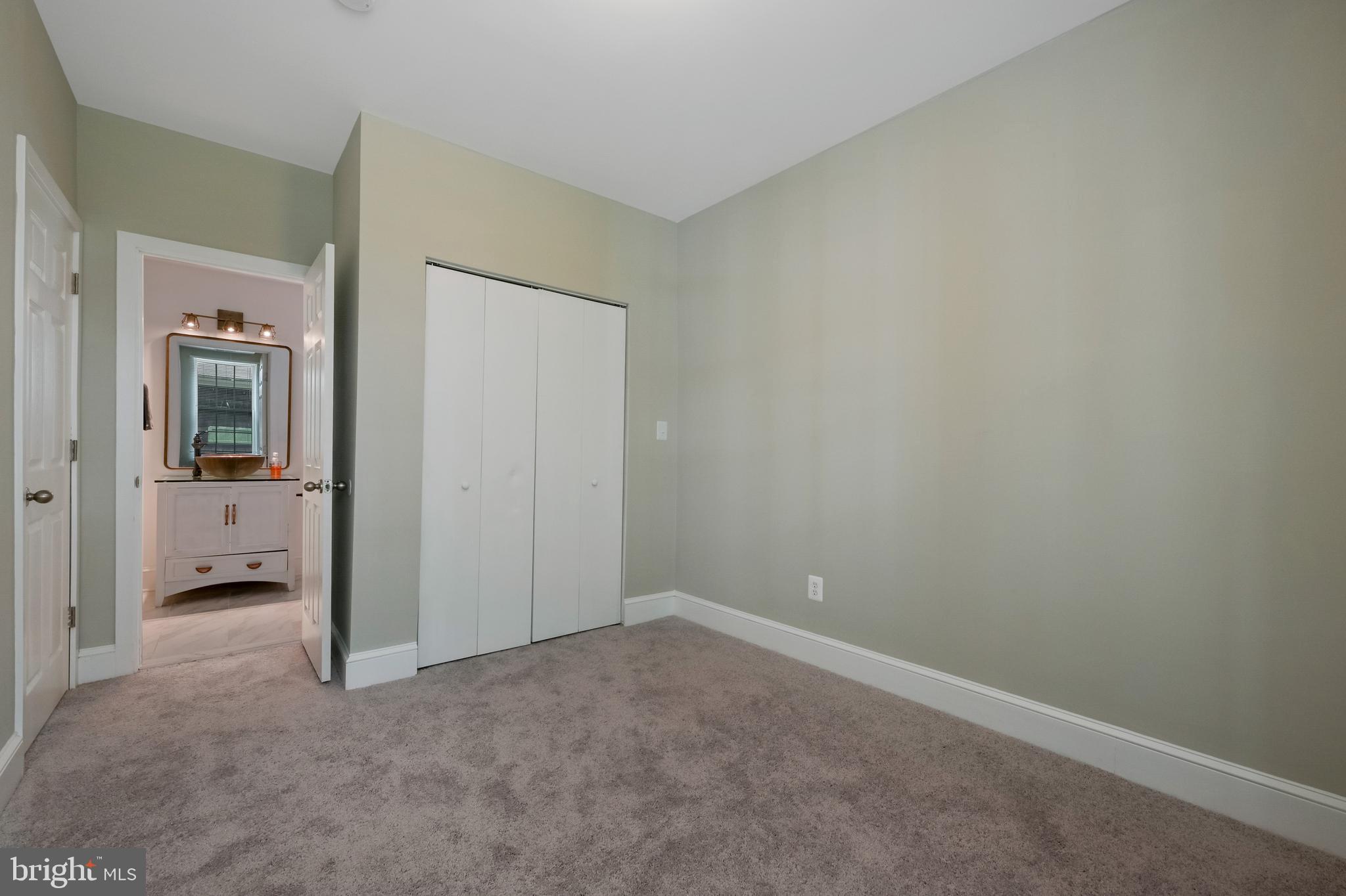 CAMBRIDGE - Residential