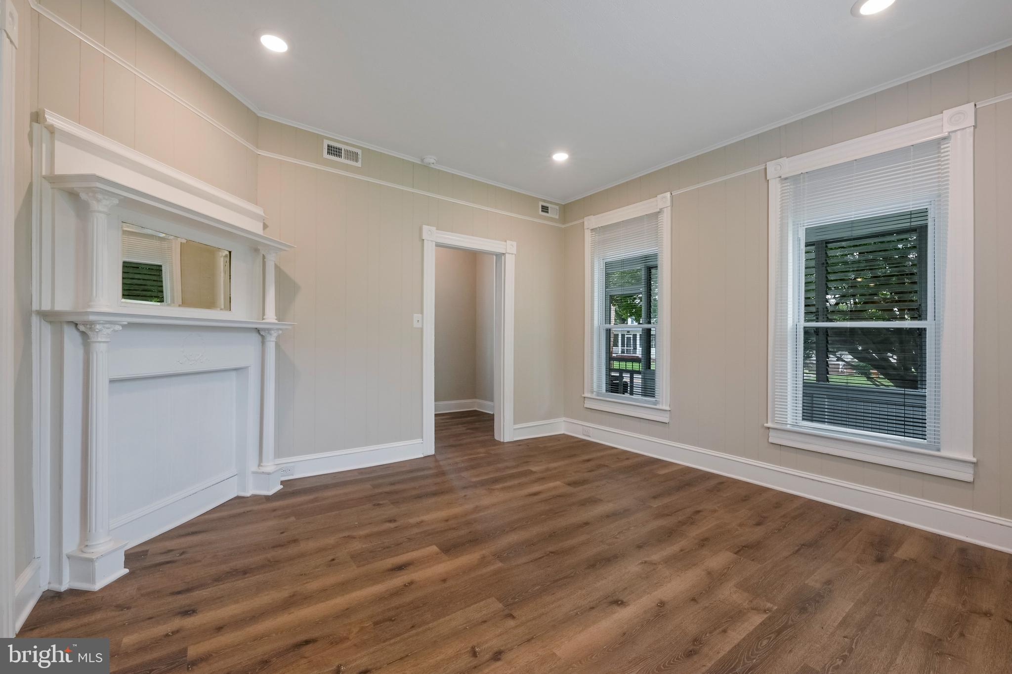 CAMBRIDGE - Residential