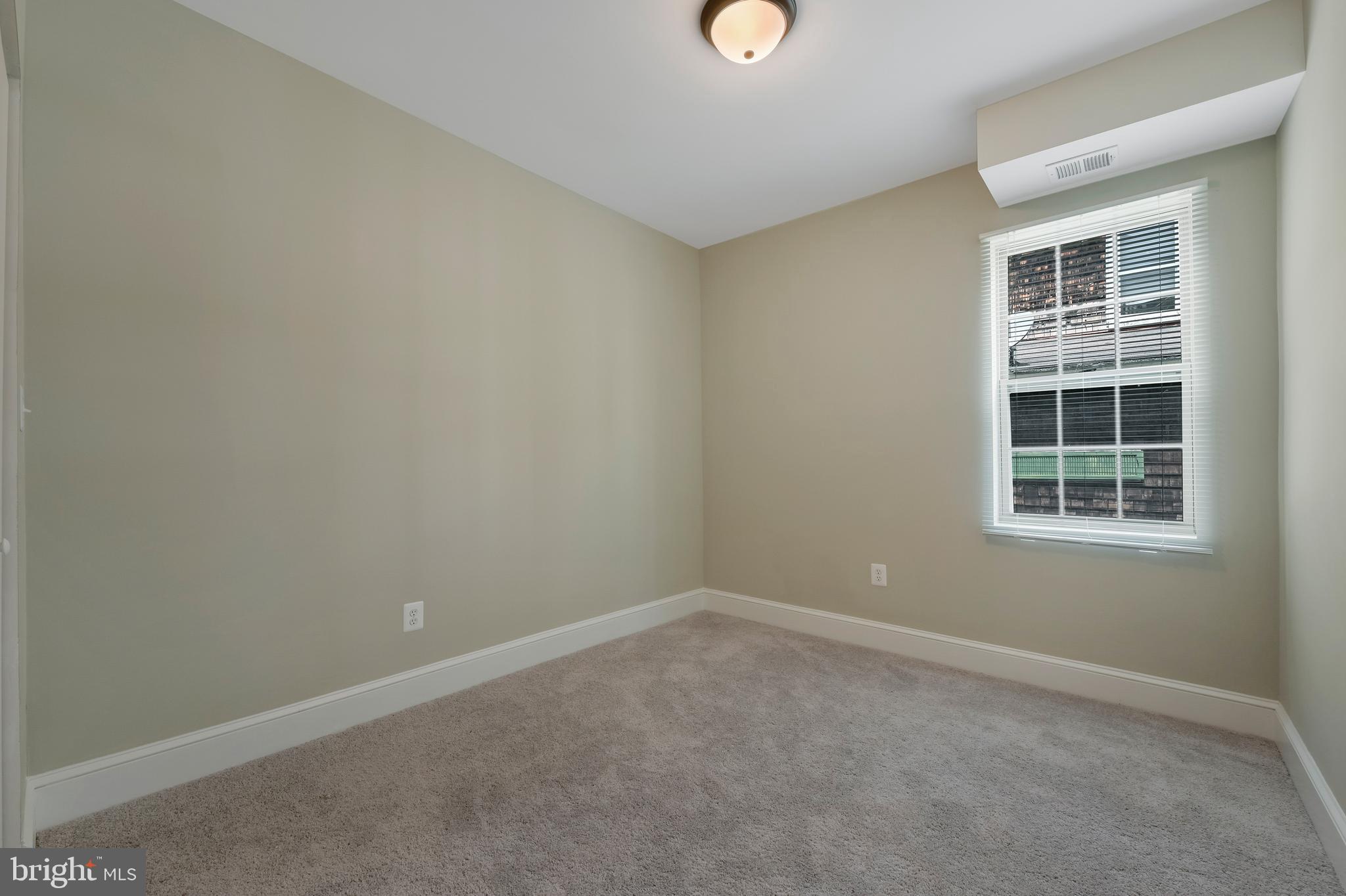 CAMBRIDGE - Residential