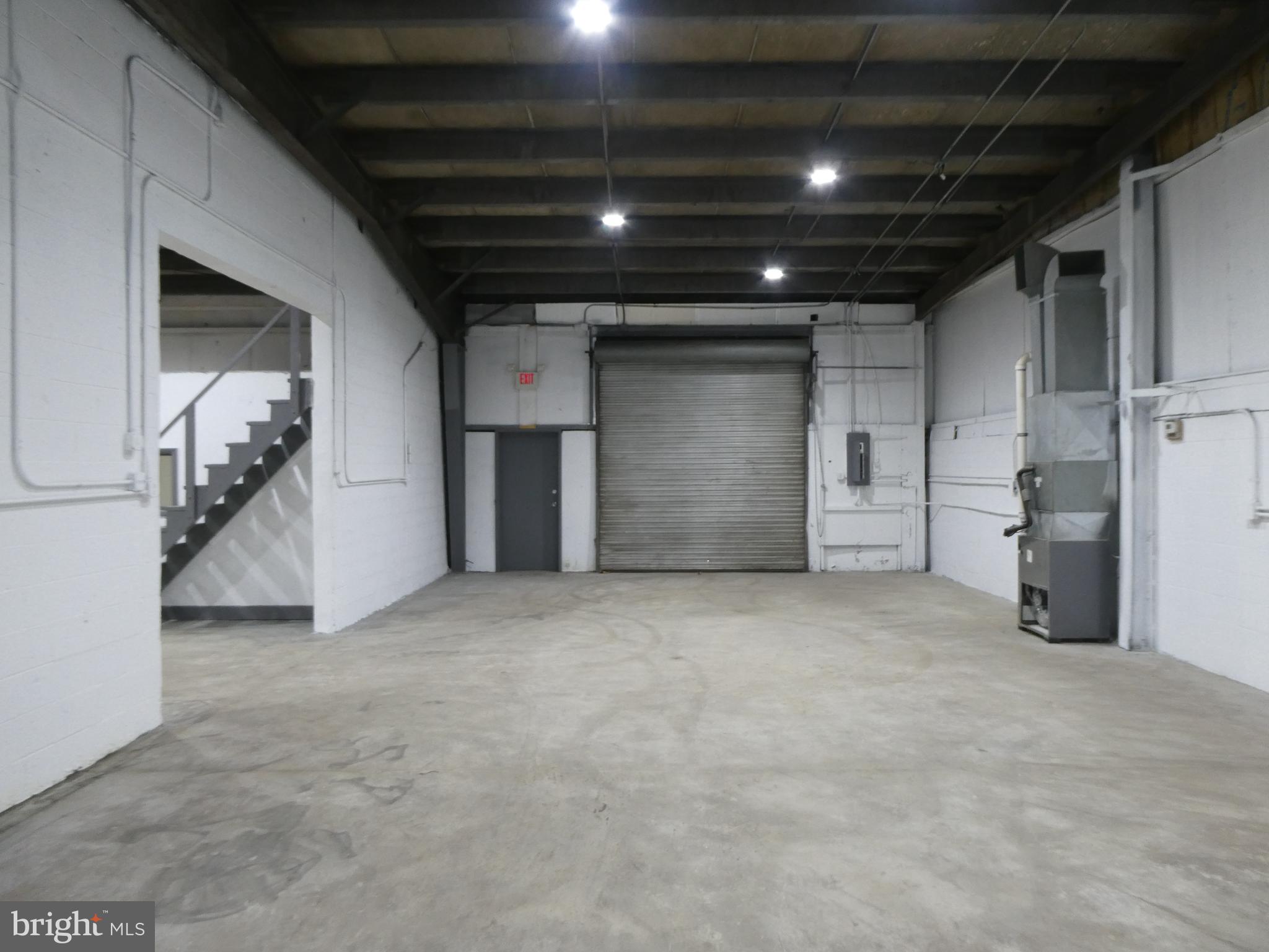 411 N GROVE STREET A&B