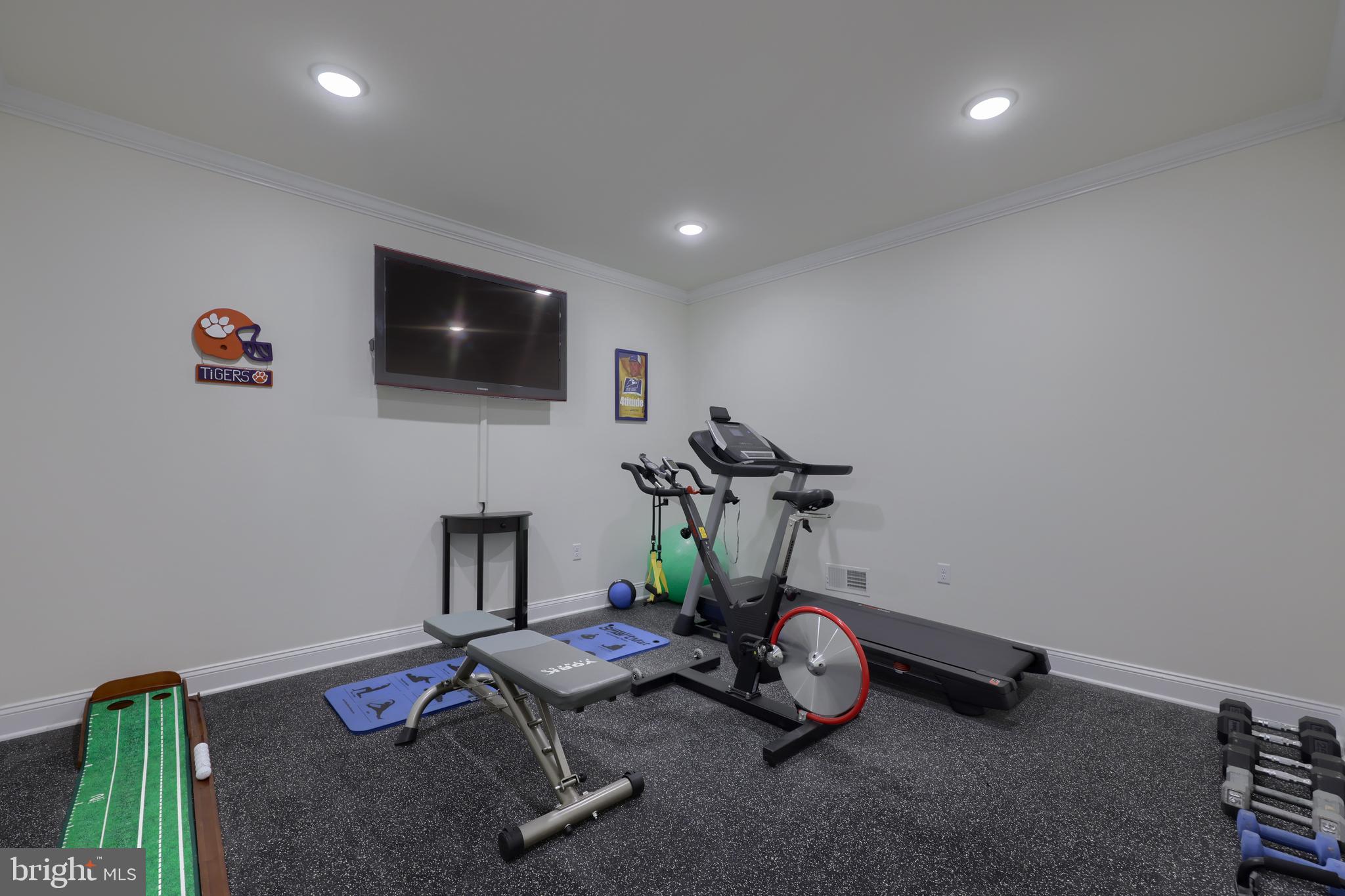 HAYDN MANOR - Residential