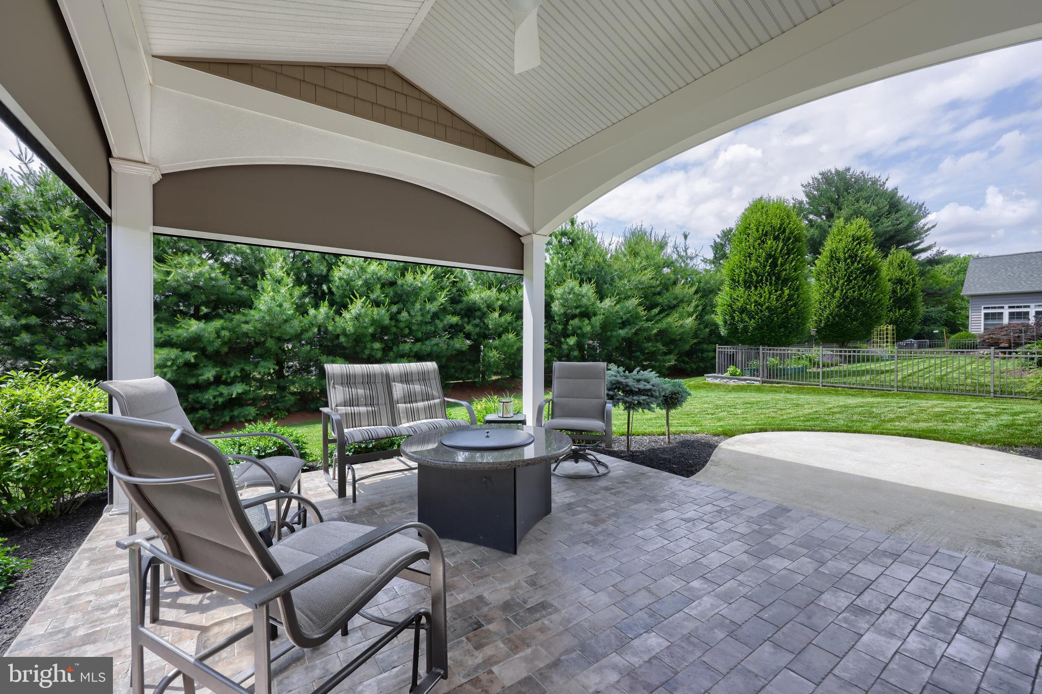 HAYDN MANOR - Residential