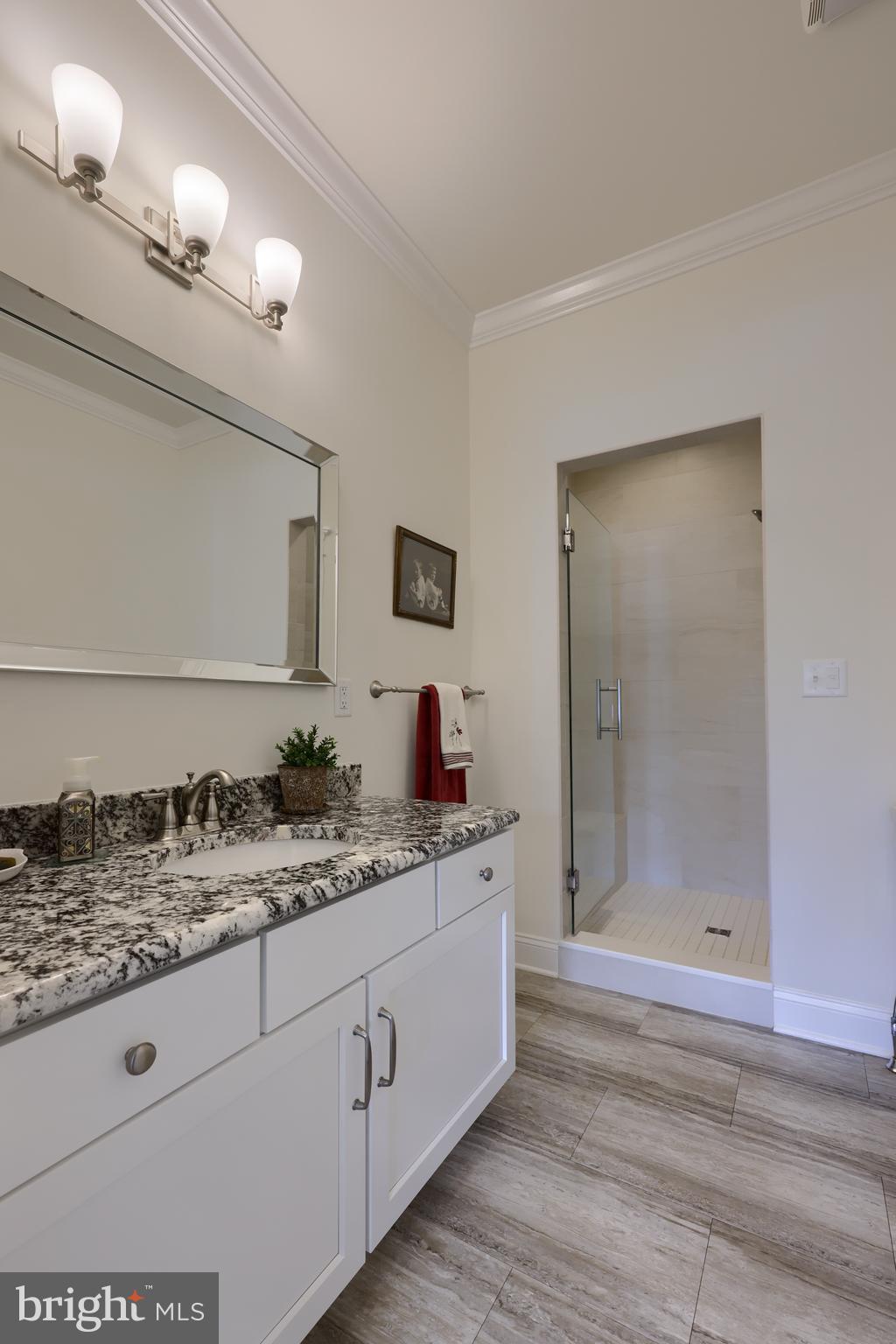 HAYDN MANOR - Residential