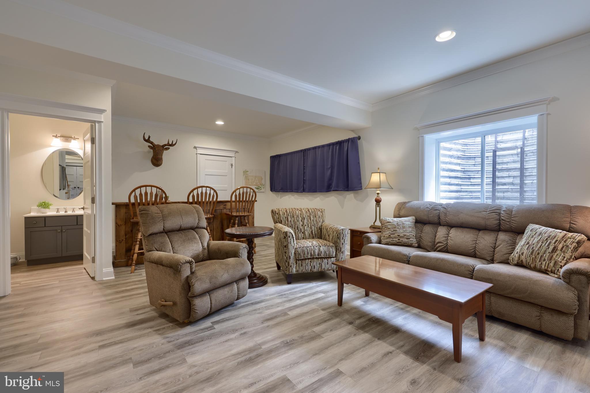 HAYDN MANOR - Residential