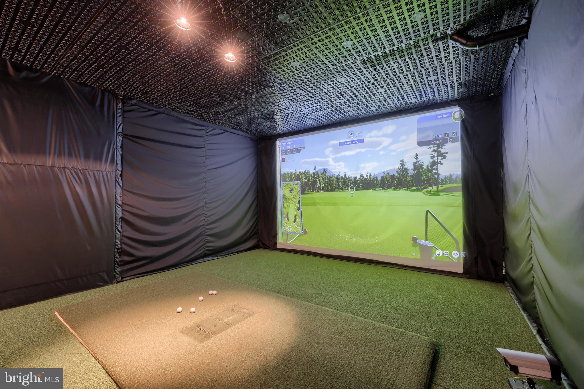 HAYDN MANOR - Residential